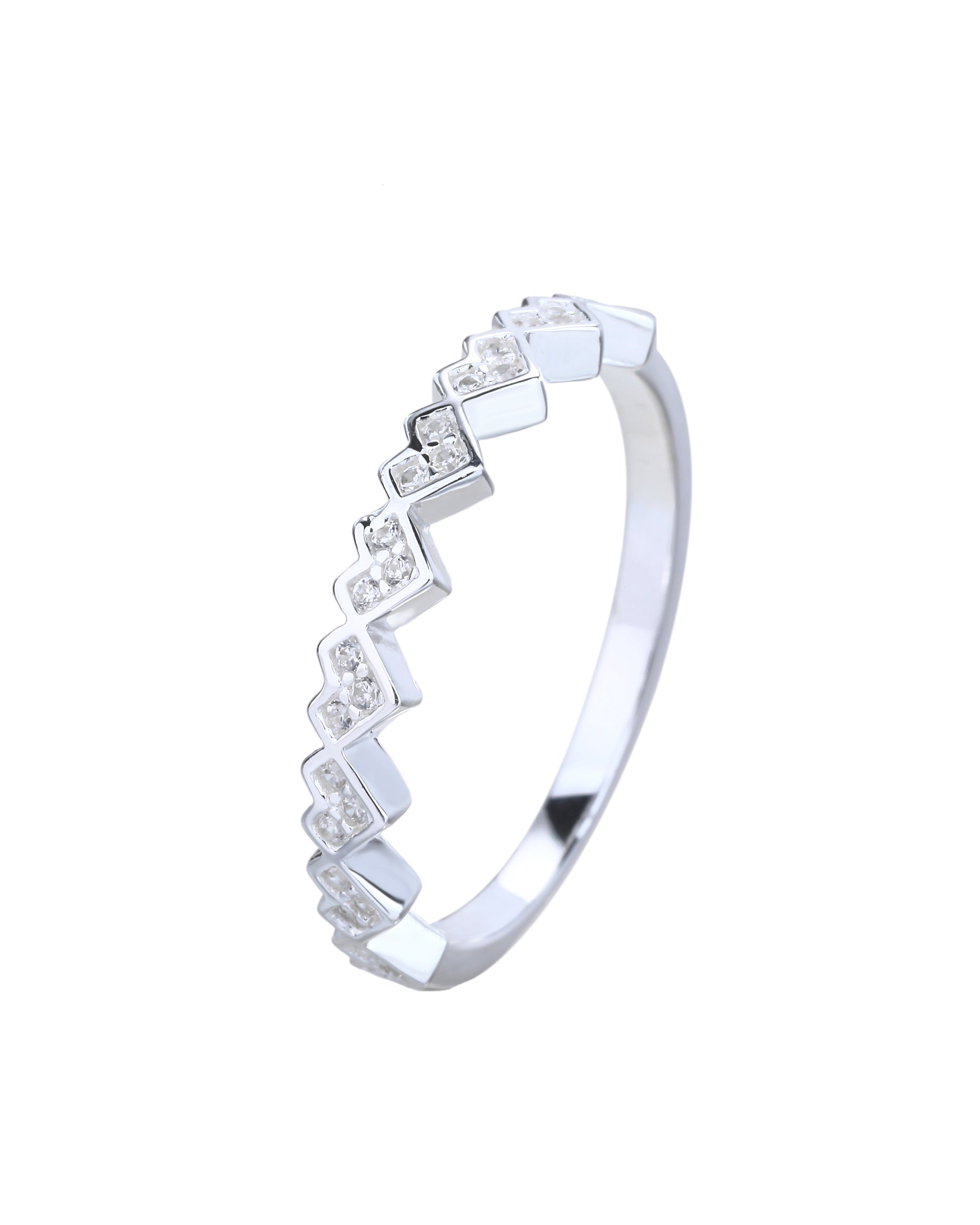 Anillo sencillo de corazon con circonia blanca en plateado