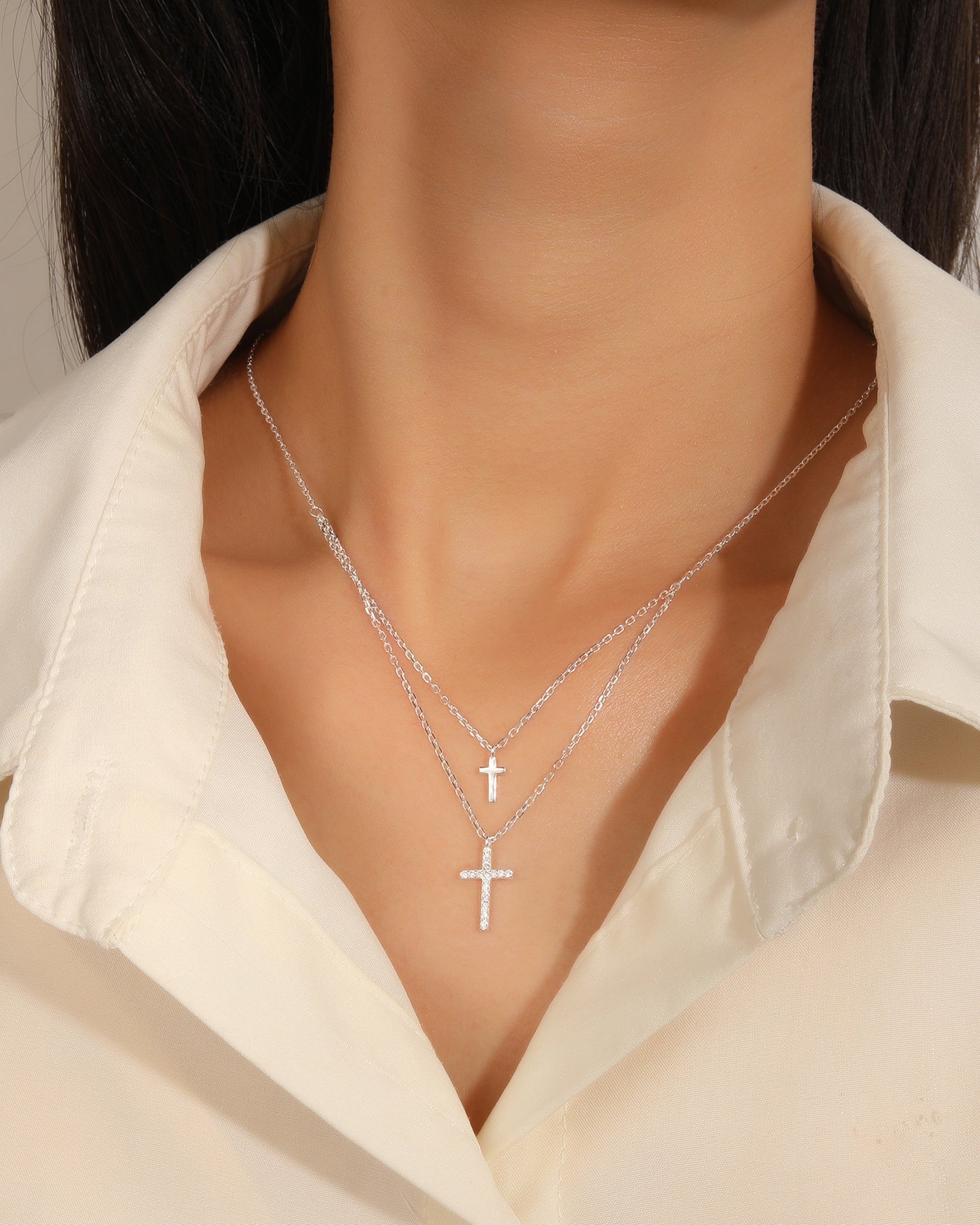 Collar doble con cruces con circonias blanca 45+5cm en plateado