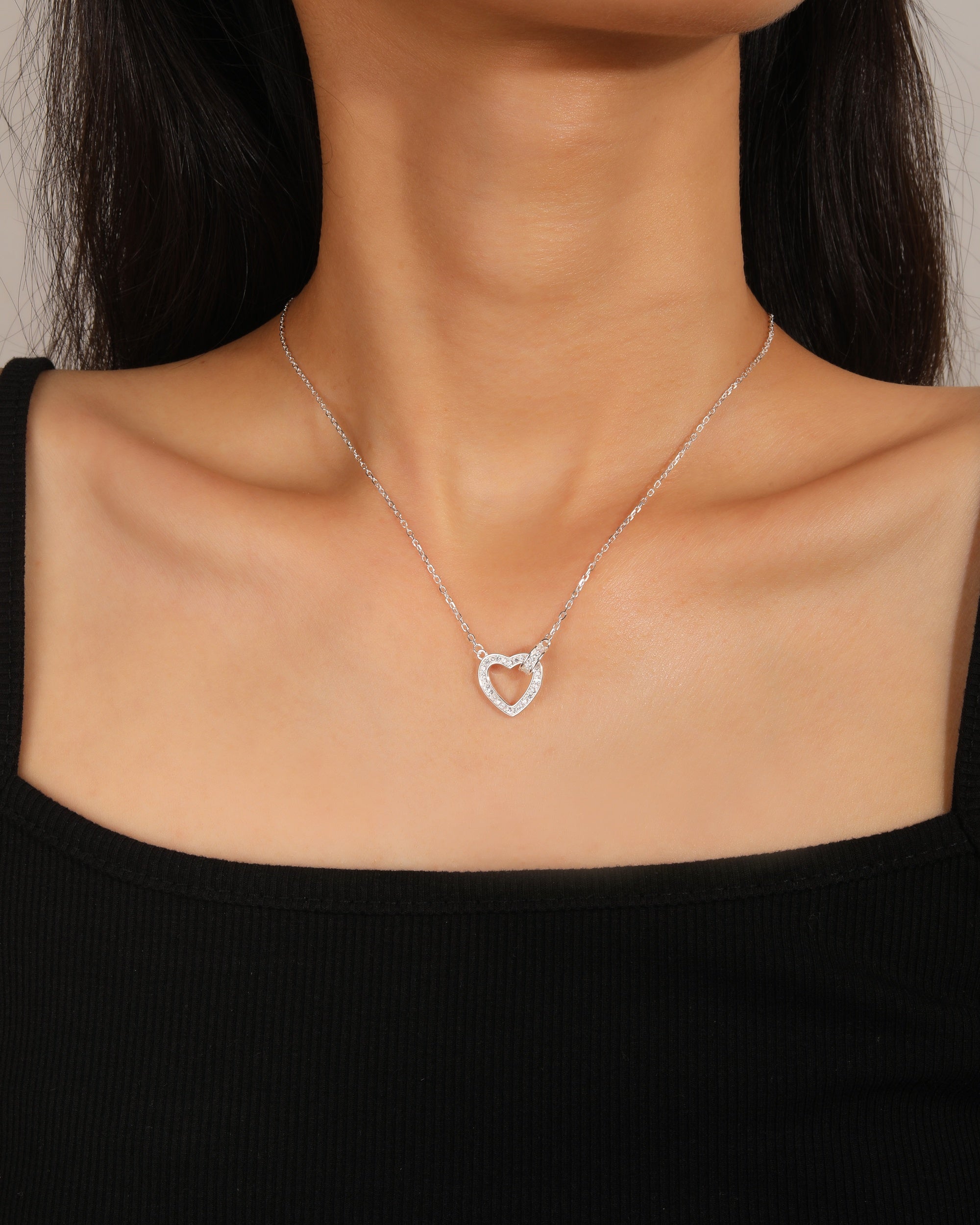 Collar sencillo de corazon con circonias blanca 45+5cm en plateado