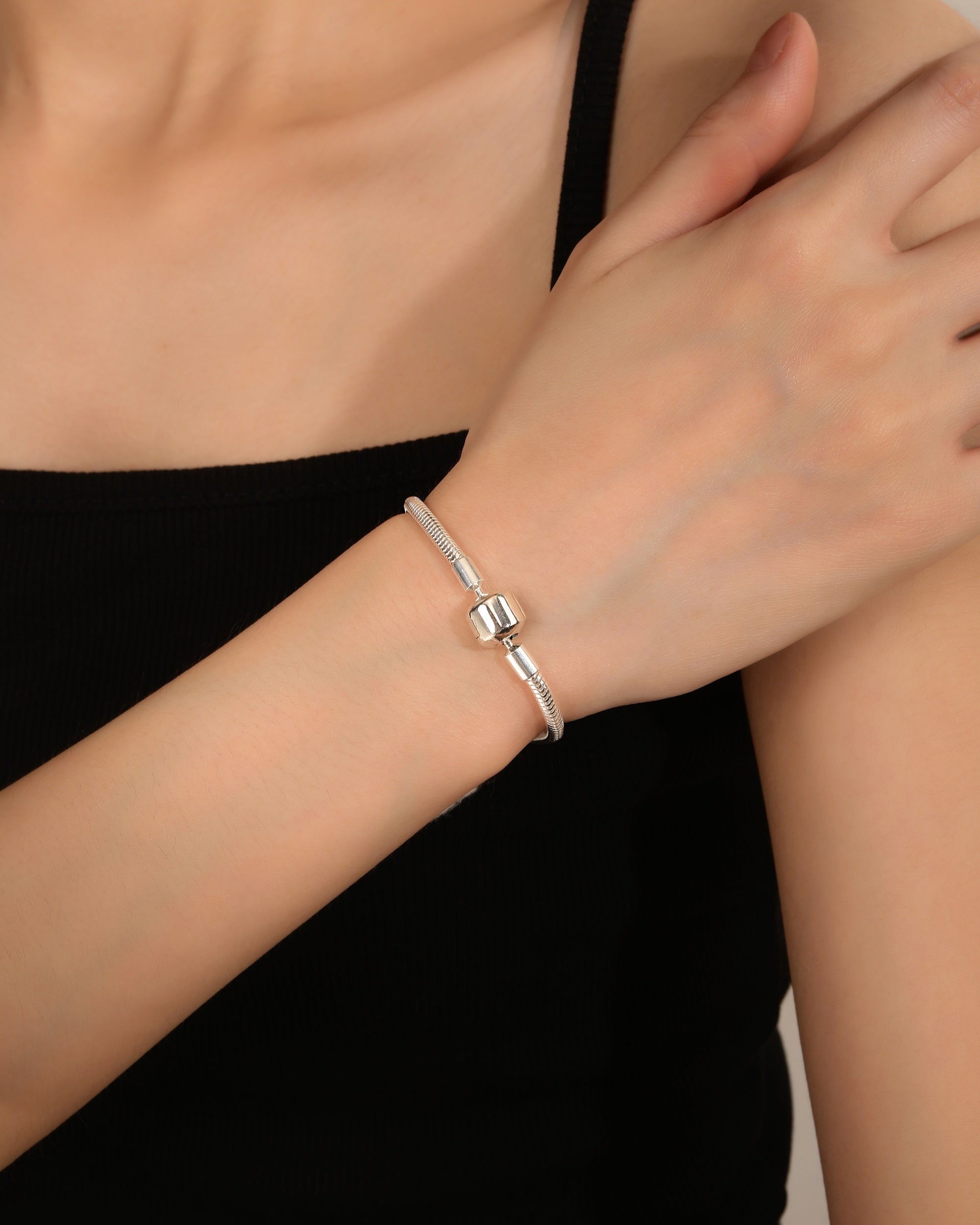Pulsera para charms de cilindro 19cm en plateado