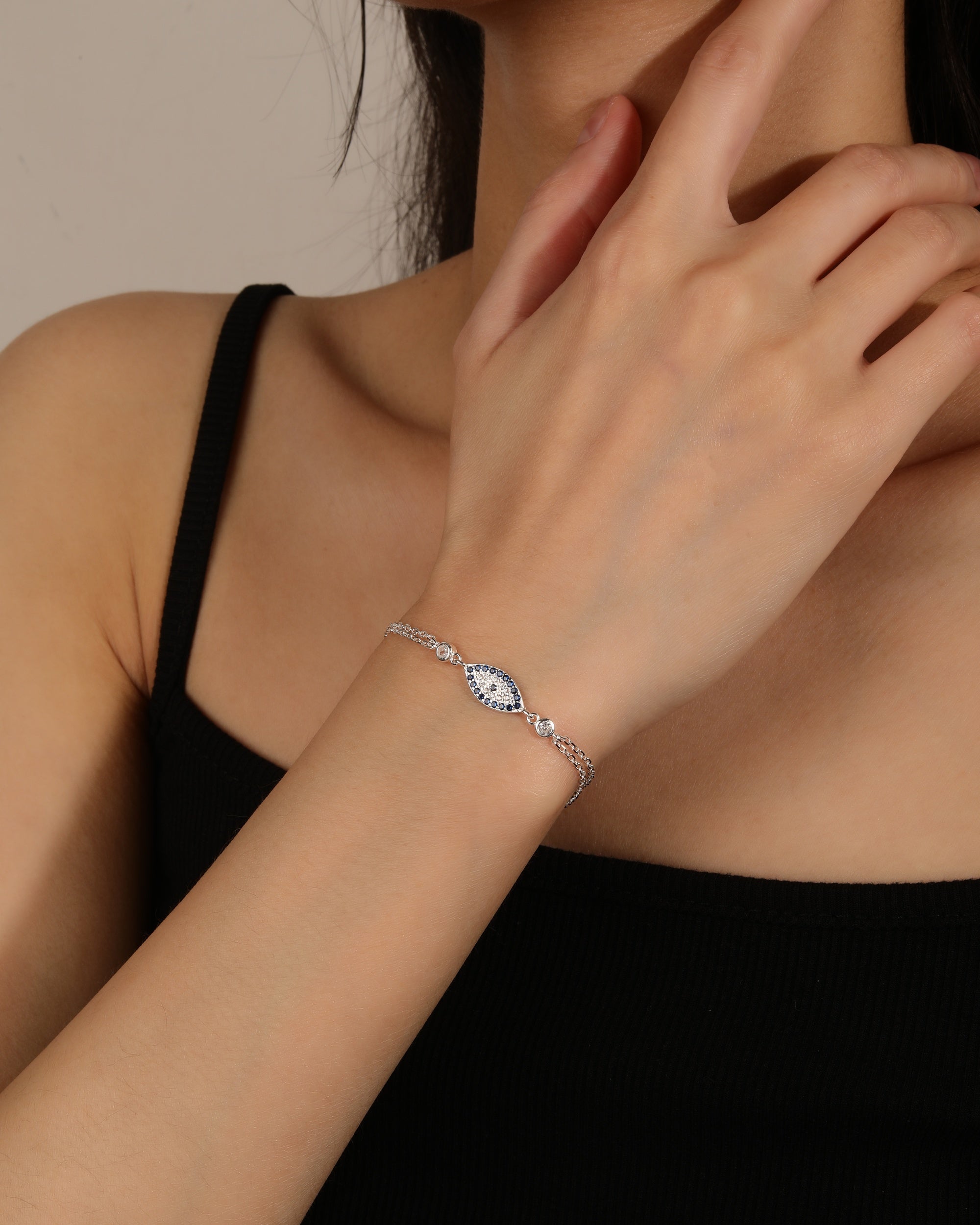 Pulsera doble con ojo turco de micro-pavi© azul y circonias biseladas en plateado