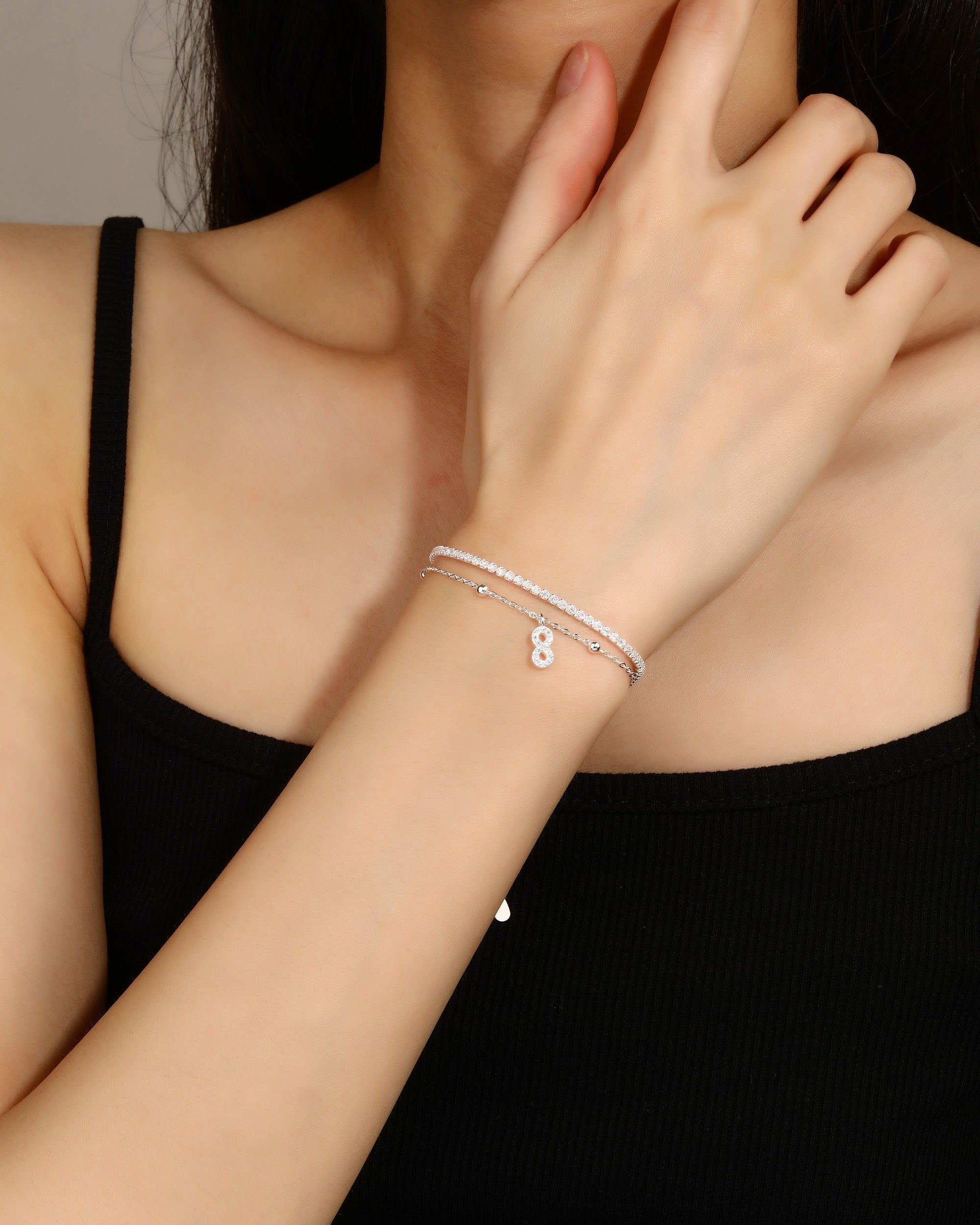 Pulsera doble de infinito con circonia blanca de 17+3cm en plateado