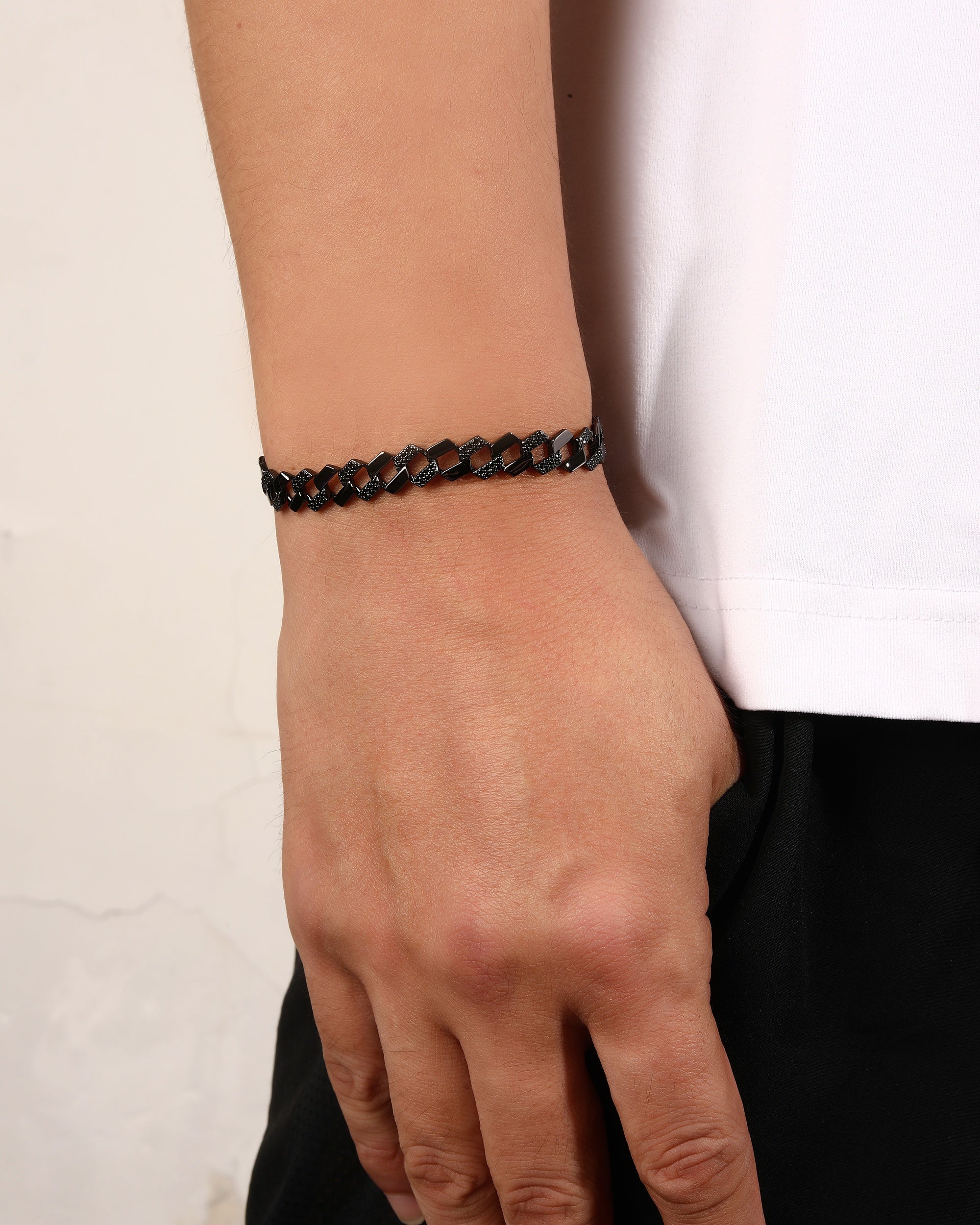 Pulsera cubana con circonia negro de 21cm en rodio negro