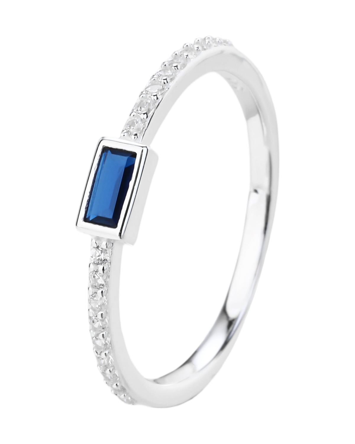 Anillo en plateado