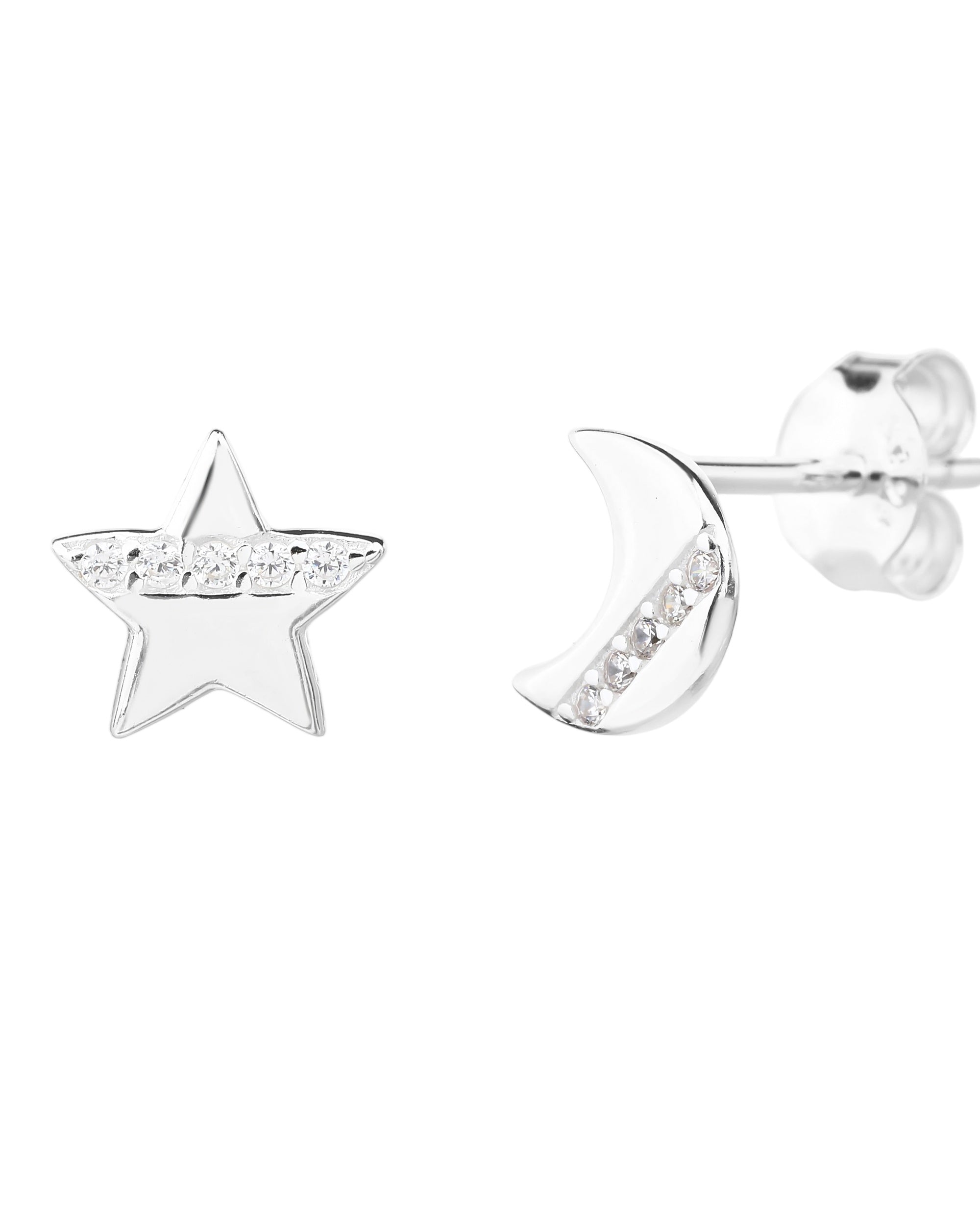 Broquel de luna y estrella liso con circonia blanca en plateado