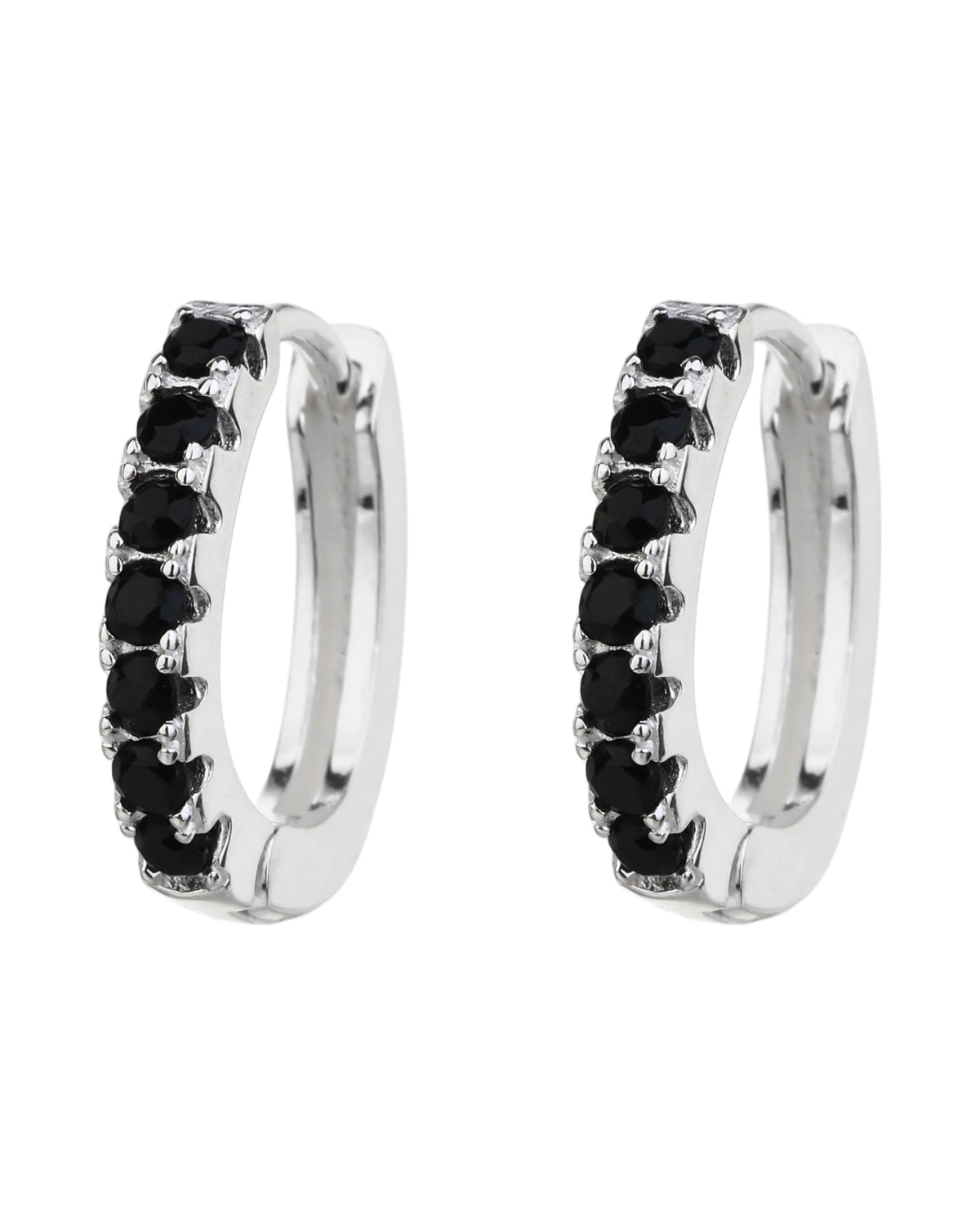 Huggie oval con circonias 13mm en plateado