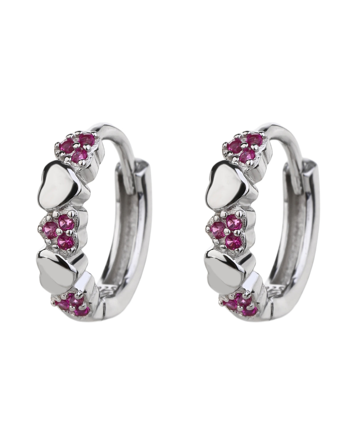 Huggie con corazones lisos e incrustaciones de circonias 12mm en rodizado