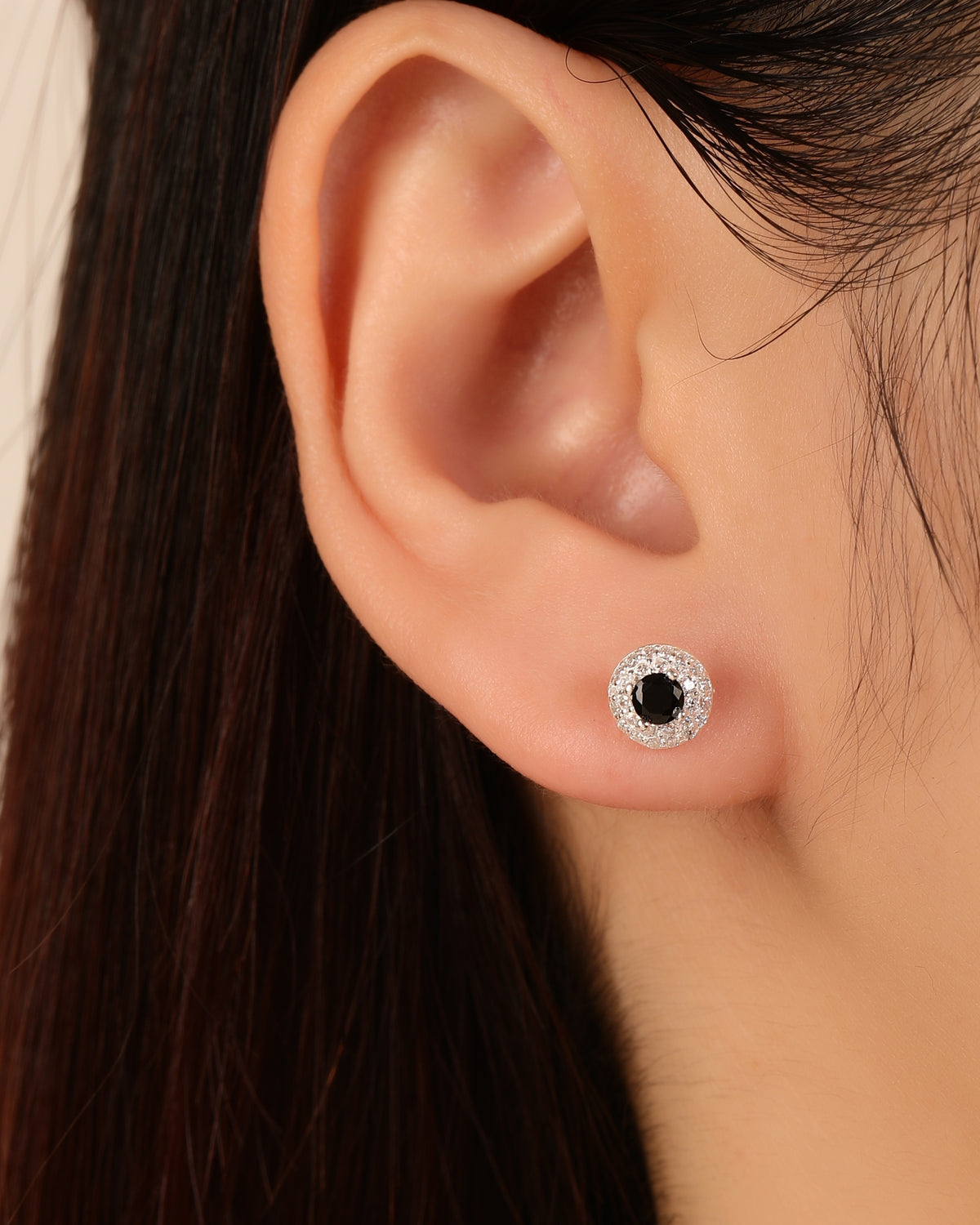 Arete halo con circonia redonda 7mm en plateado