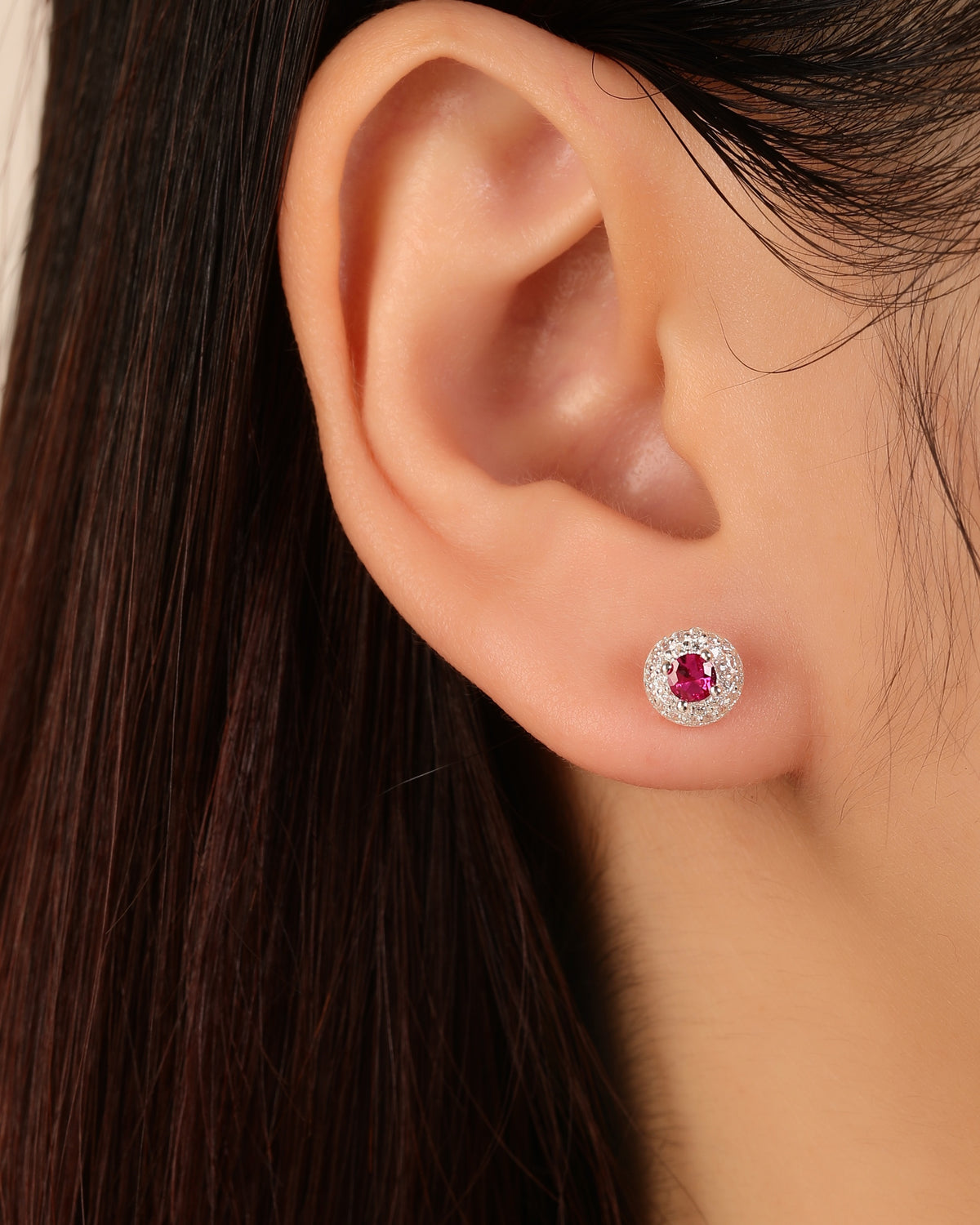 Arete halo con circonia redonda 7mm en plateado
