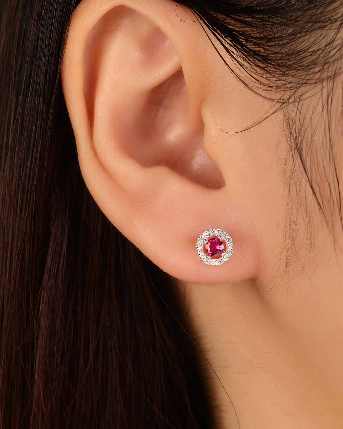 Arete halo redondo con circonia redonda 7mm en plateado