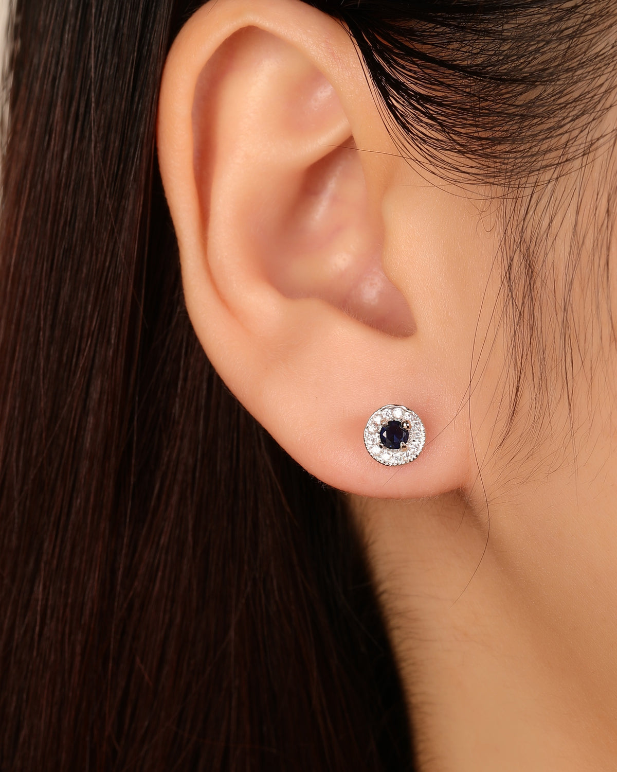 Arete halo con circonia central redonda 7mm en rodizado