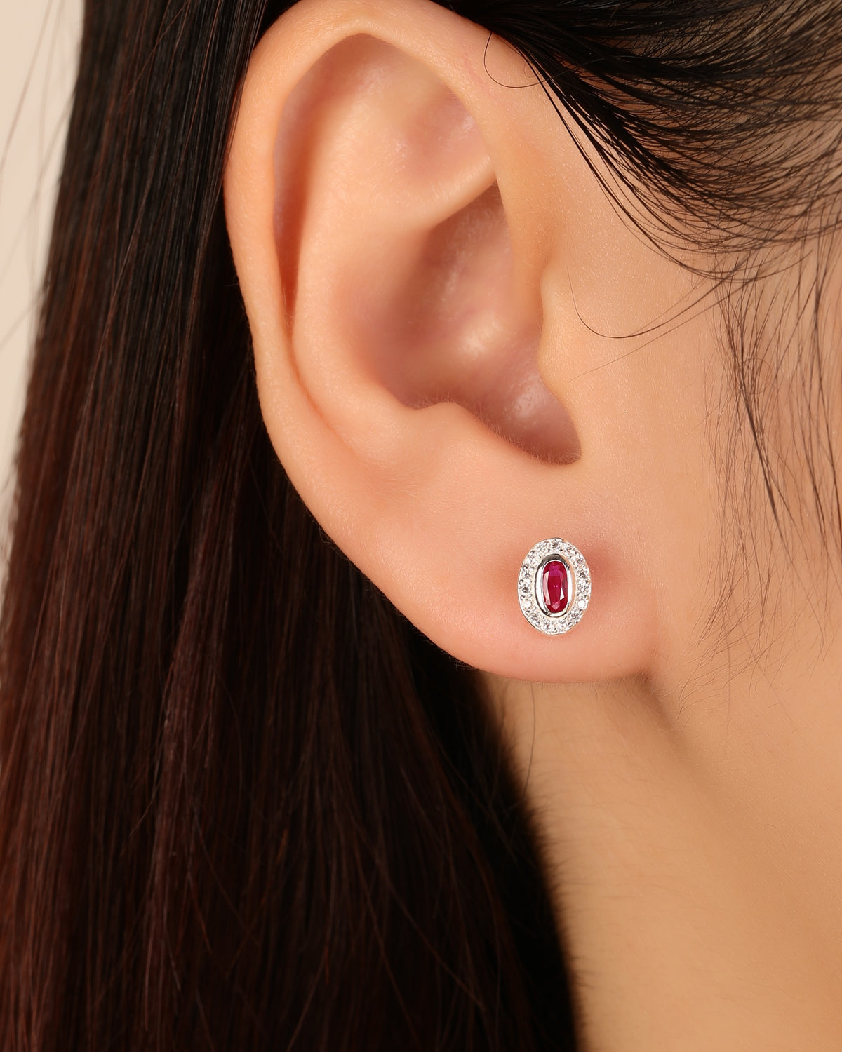 Arete halo ovalado con circonia oval 7mm en plateado