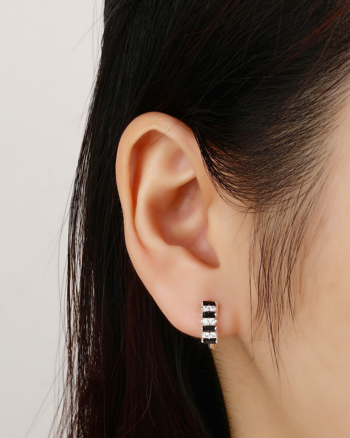 Arete en plateado
