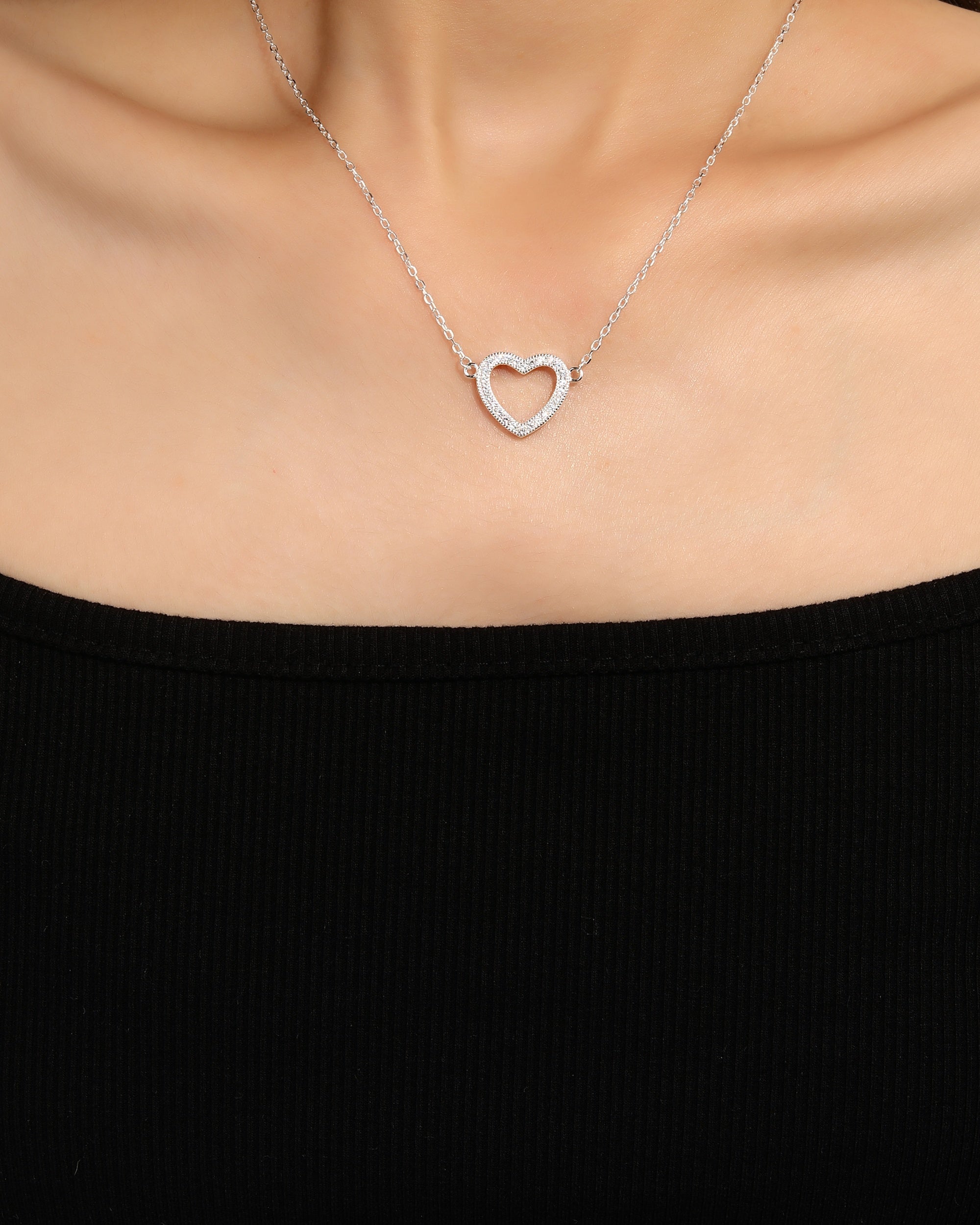 Collar sencillo de corazon con circonia blanca 45+5cm en plateado