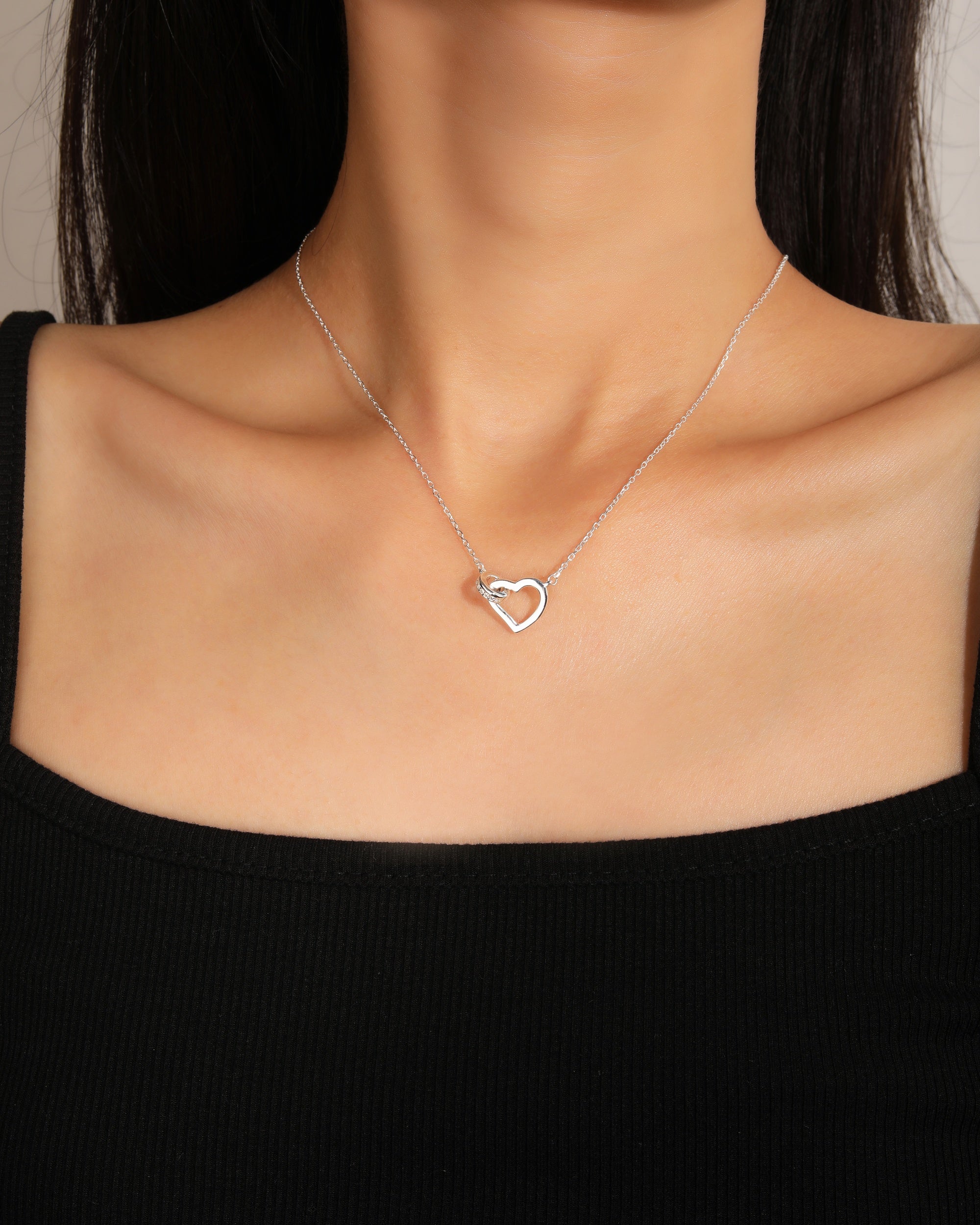 Collar sencillo de corazon con circonia blanca 45+5cm en plateado