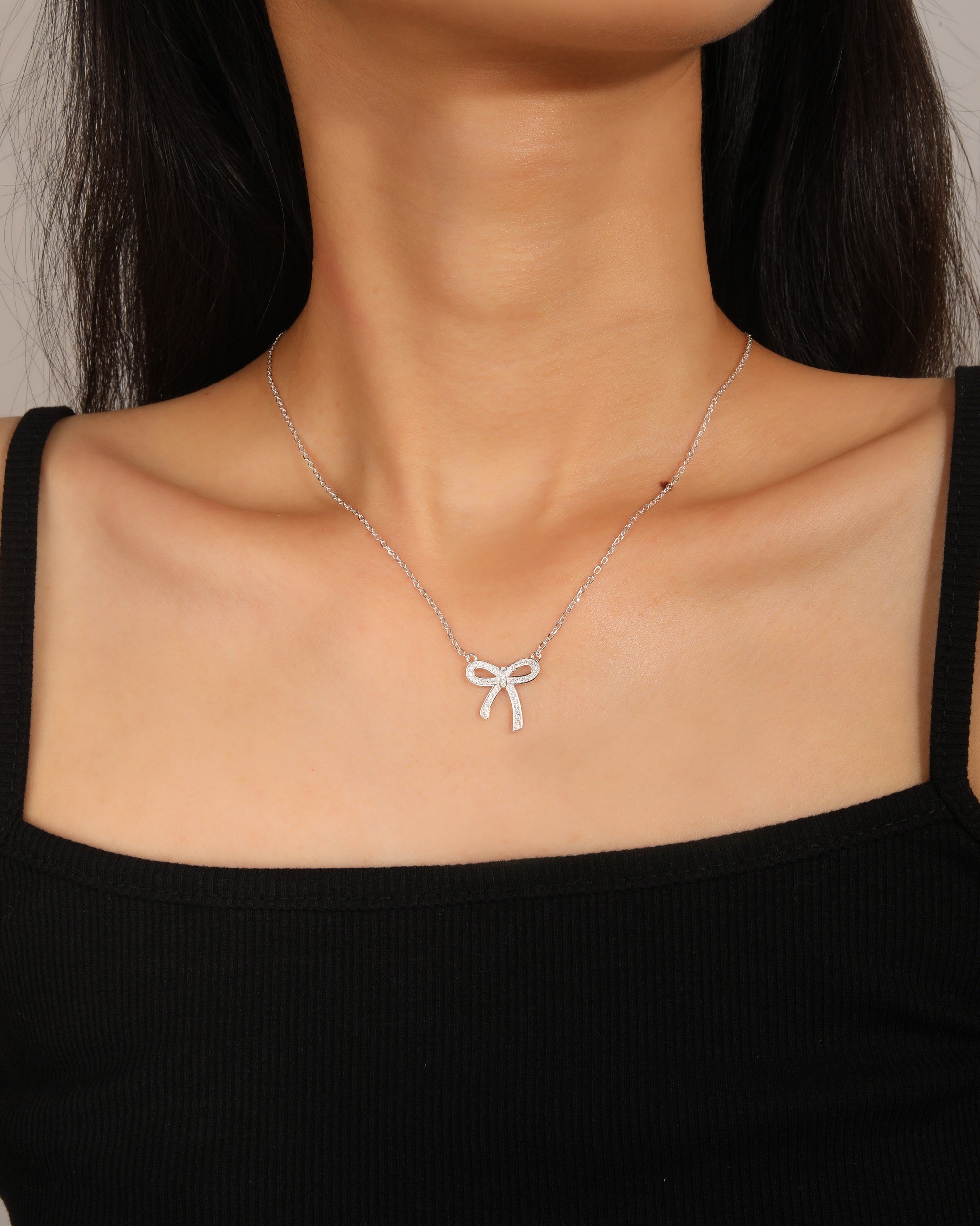 Collar sencillo de moi±o con circonias blanca 45+5cm en plateado