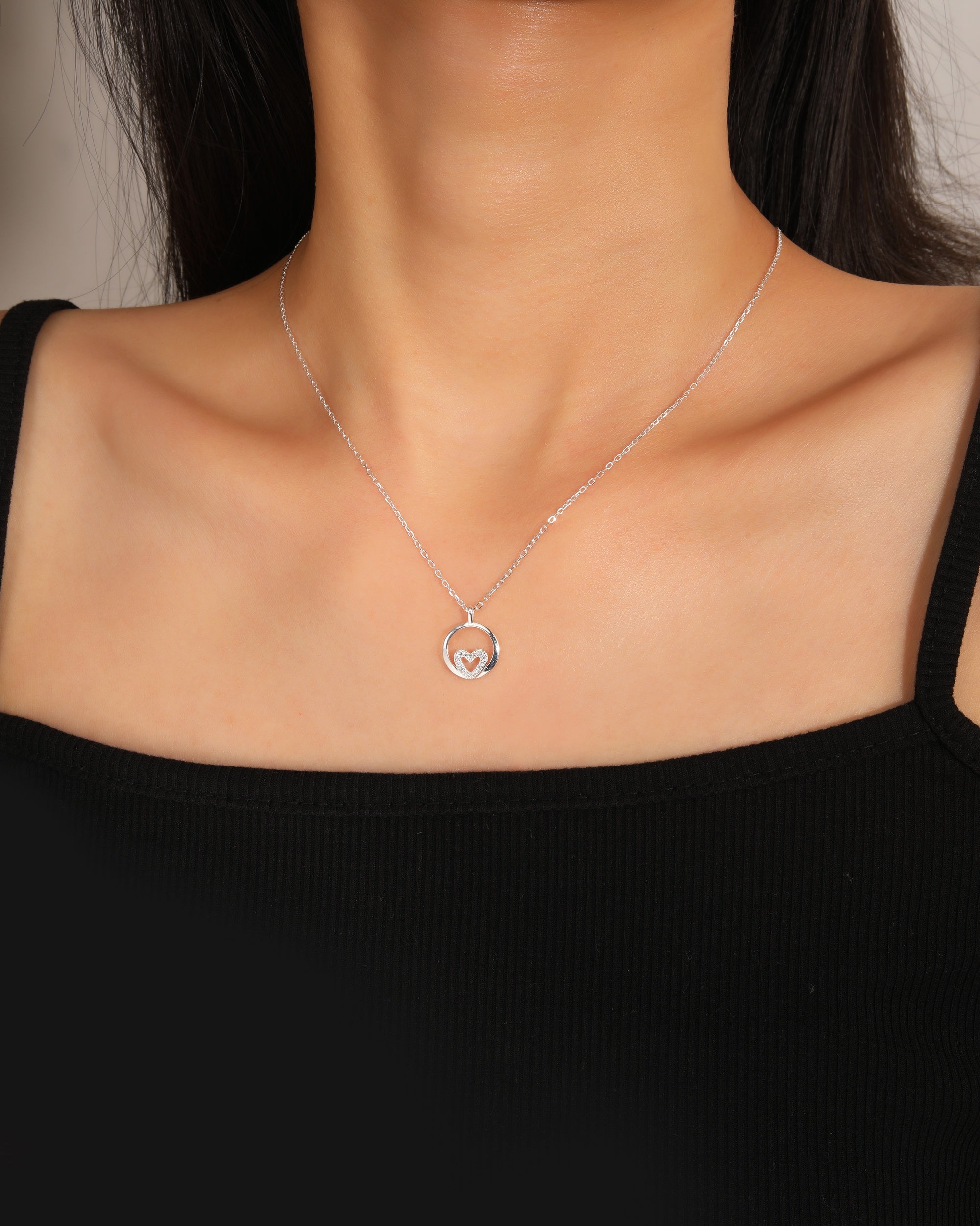 Collar sencillo de corazon con circonias blanca 45+5cm en plateado