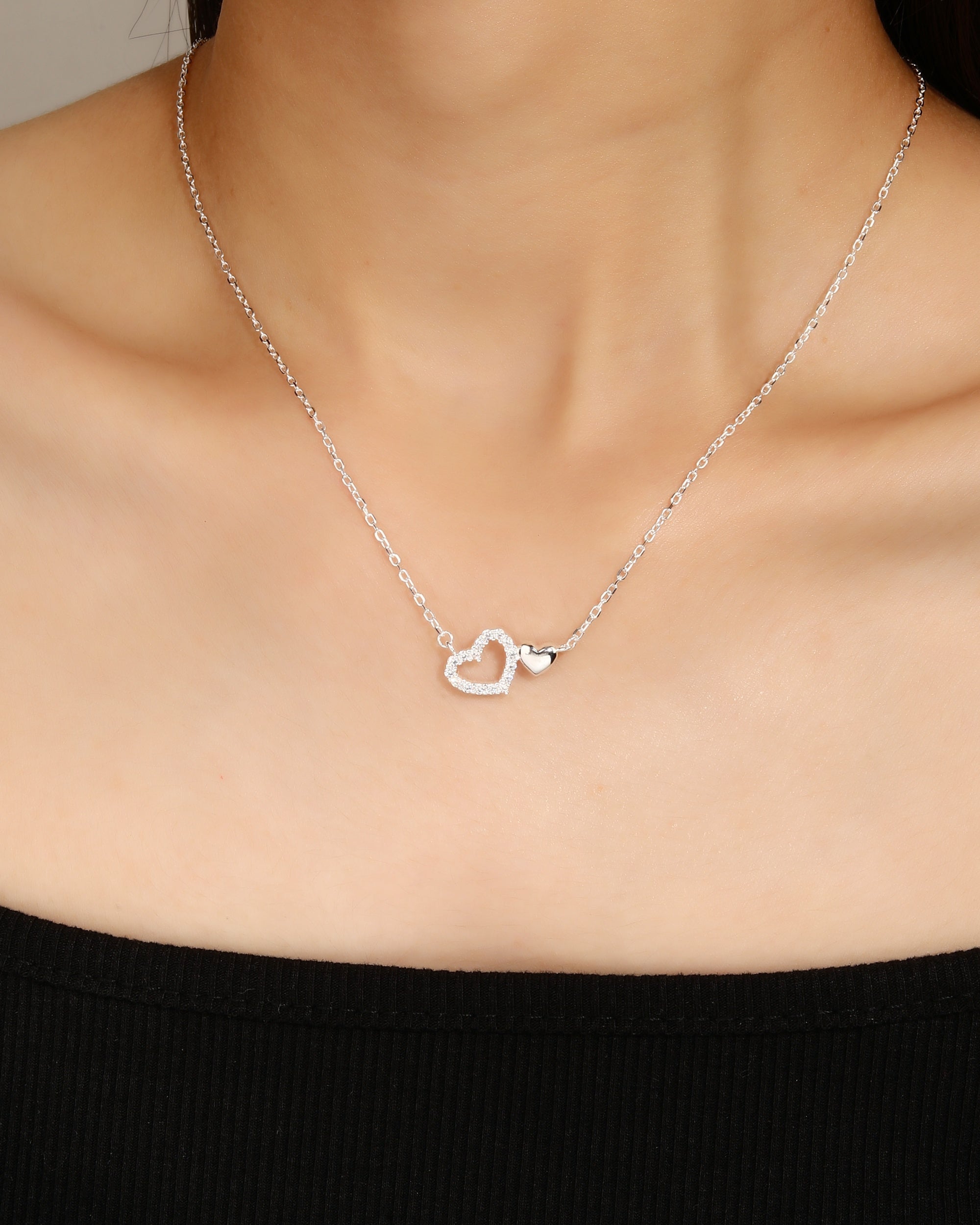Collar sencillo de corazones con circonia blanca 45+5cm en plateado