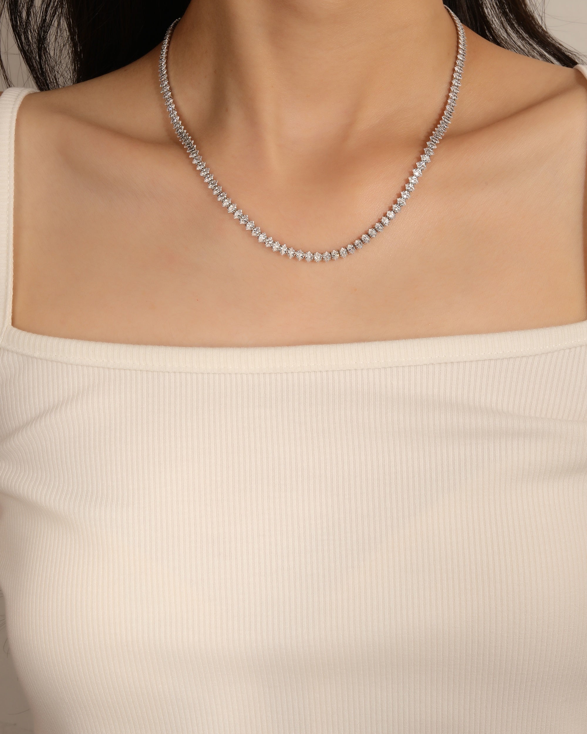 Collar de tenis 2x4mm con circonia marquise blanca 40+5cm en rodizado