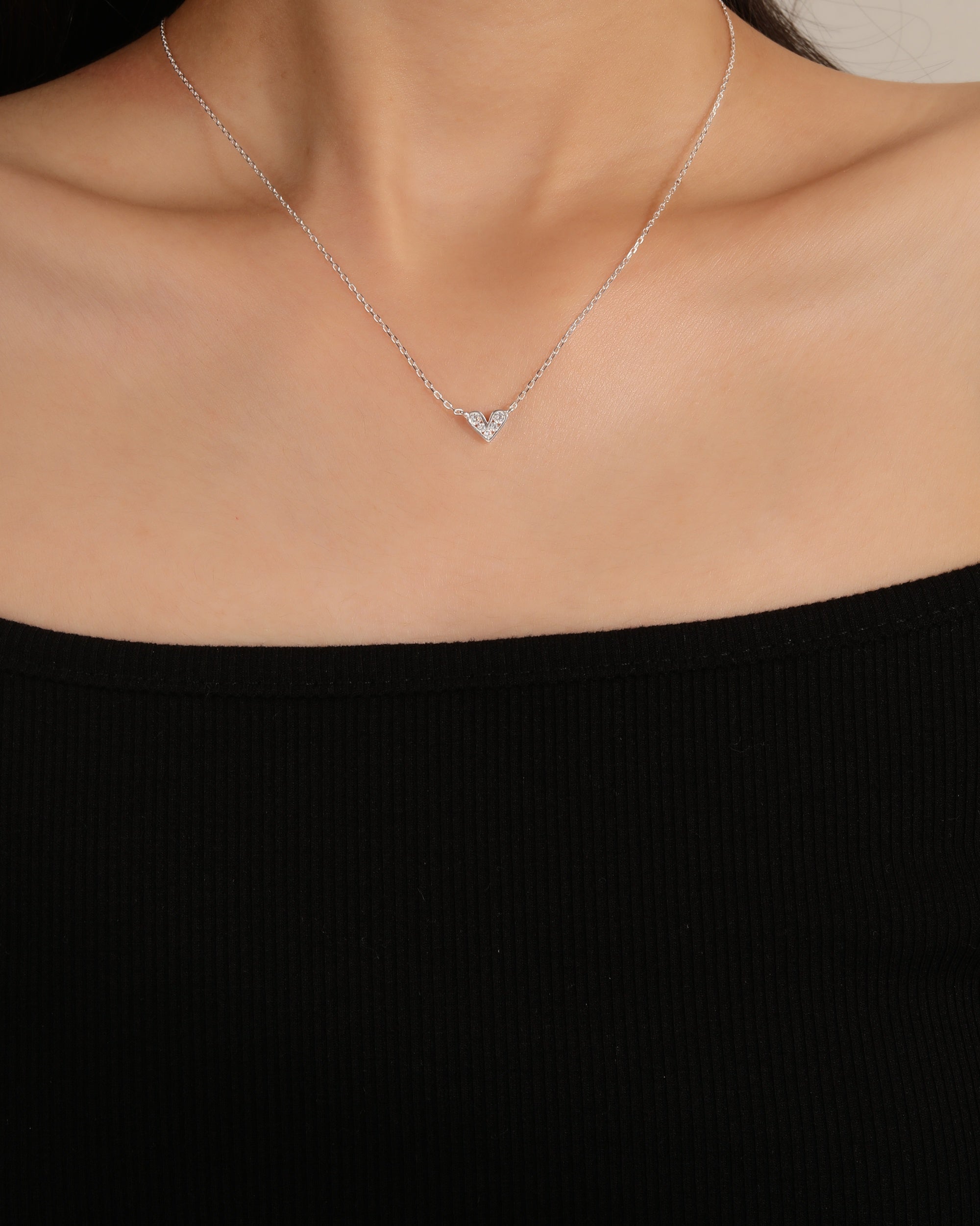 Collar sencillo de corazon con circonia blanca 45+5cm en plateado