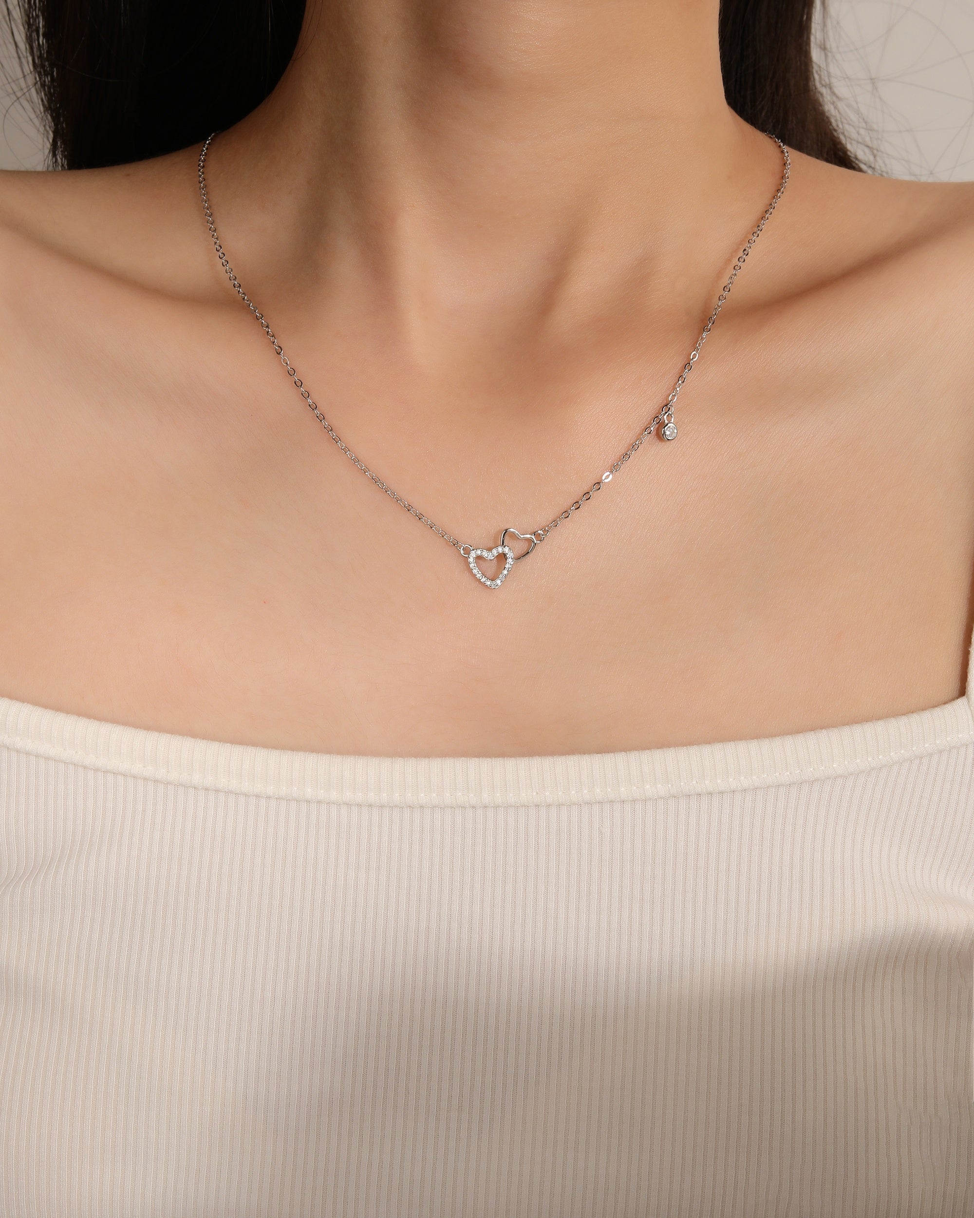 Collar de corazones con circonia blanca de 45+5cm en rodizado