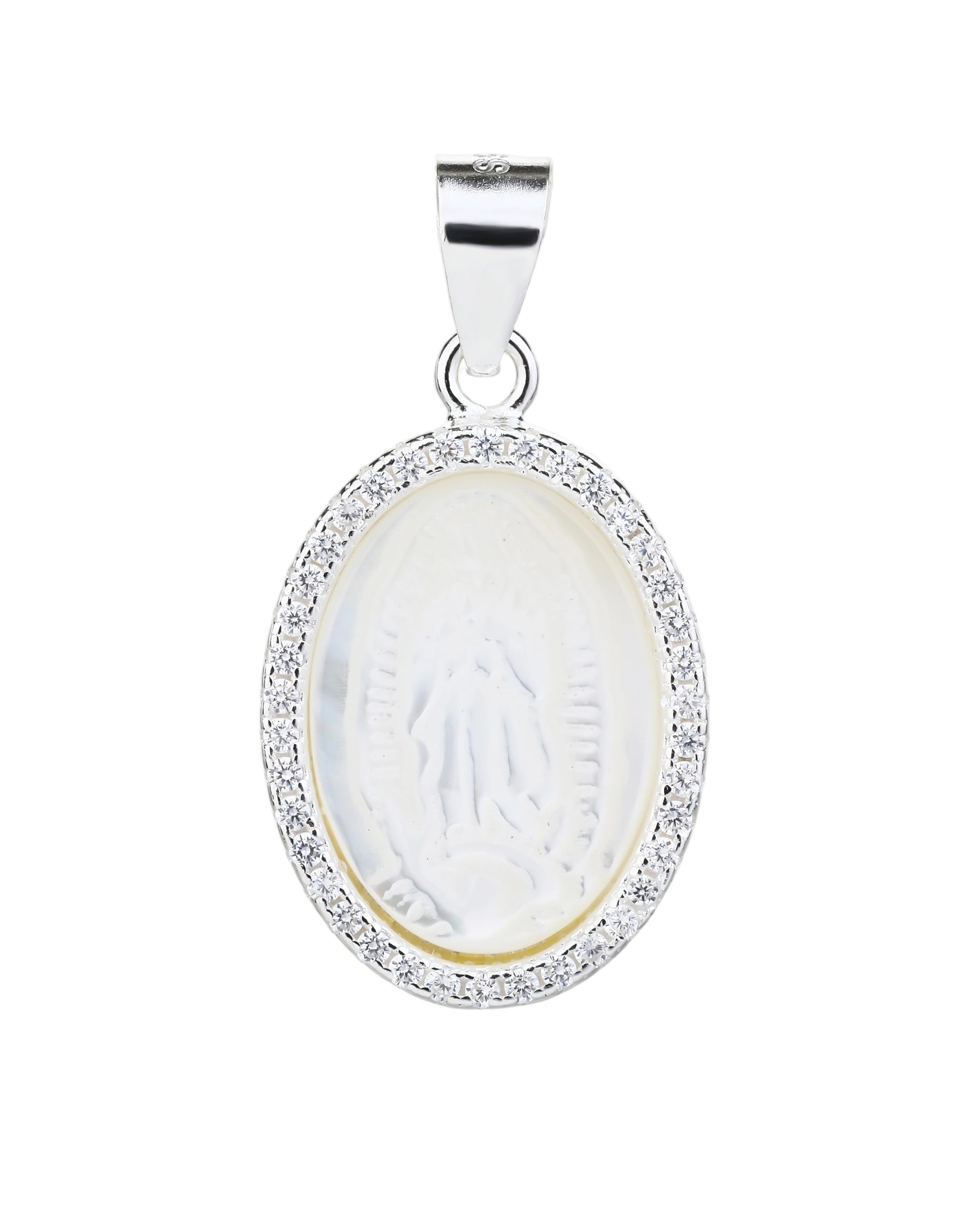 Medalla ovalada con madre perla de Virgen de Guadalupe biselado de circonias blanca en plateado