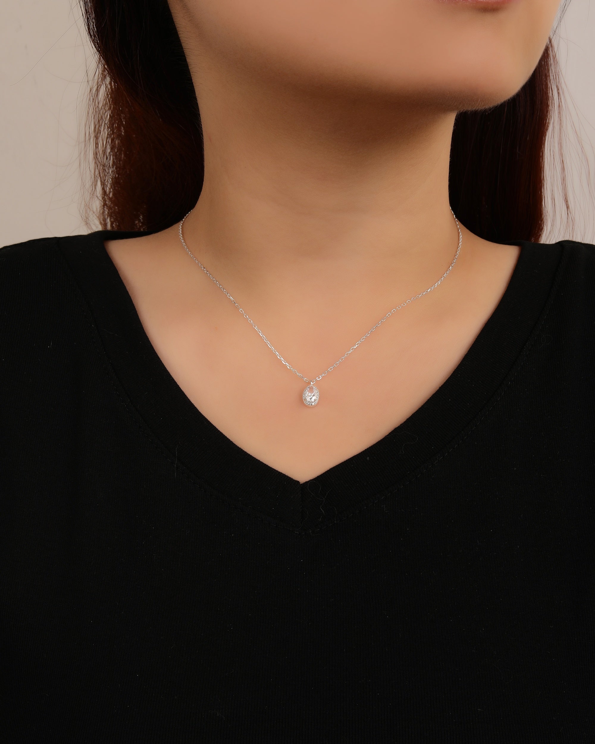 Juego collar y aretes de oval con circonia blanca de 45+5cm en plateado