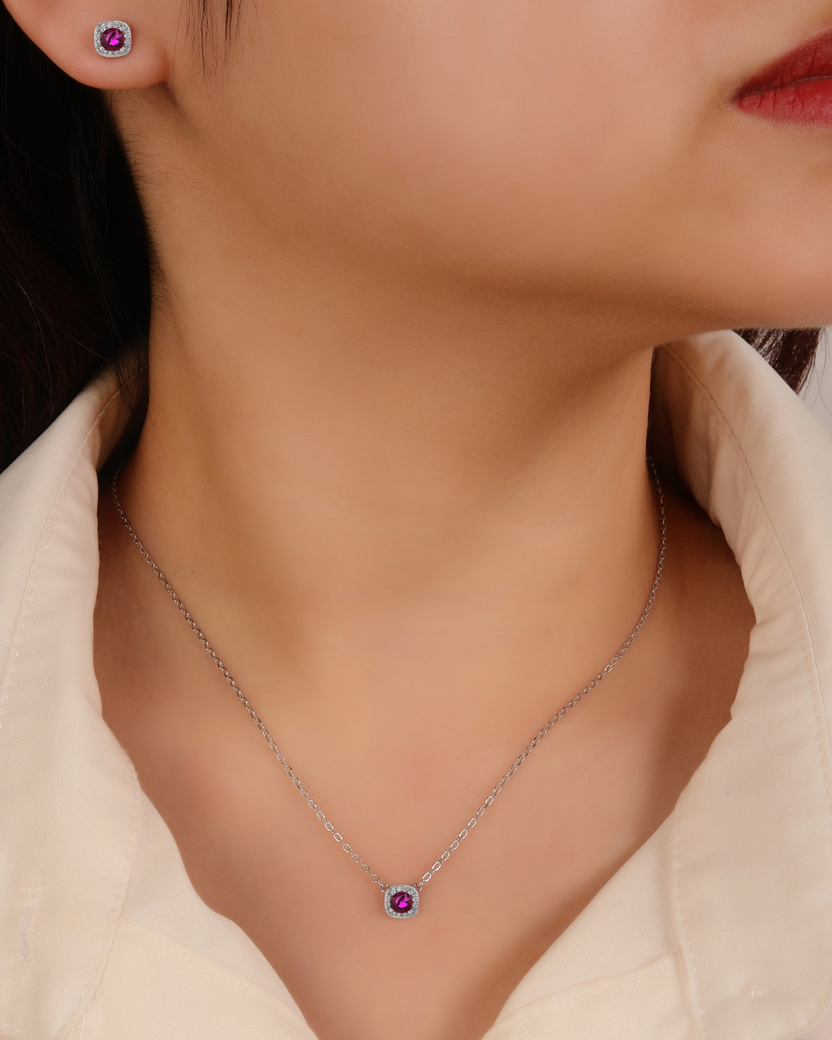 Juego collar y aretes de cuadrado con circonia de 45+5cm en rodizado