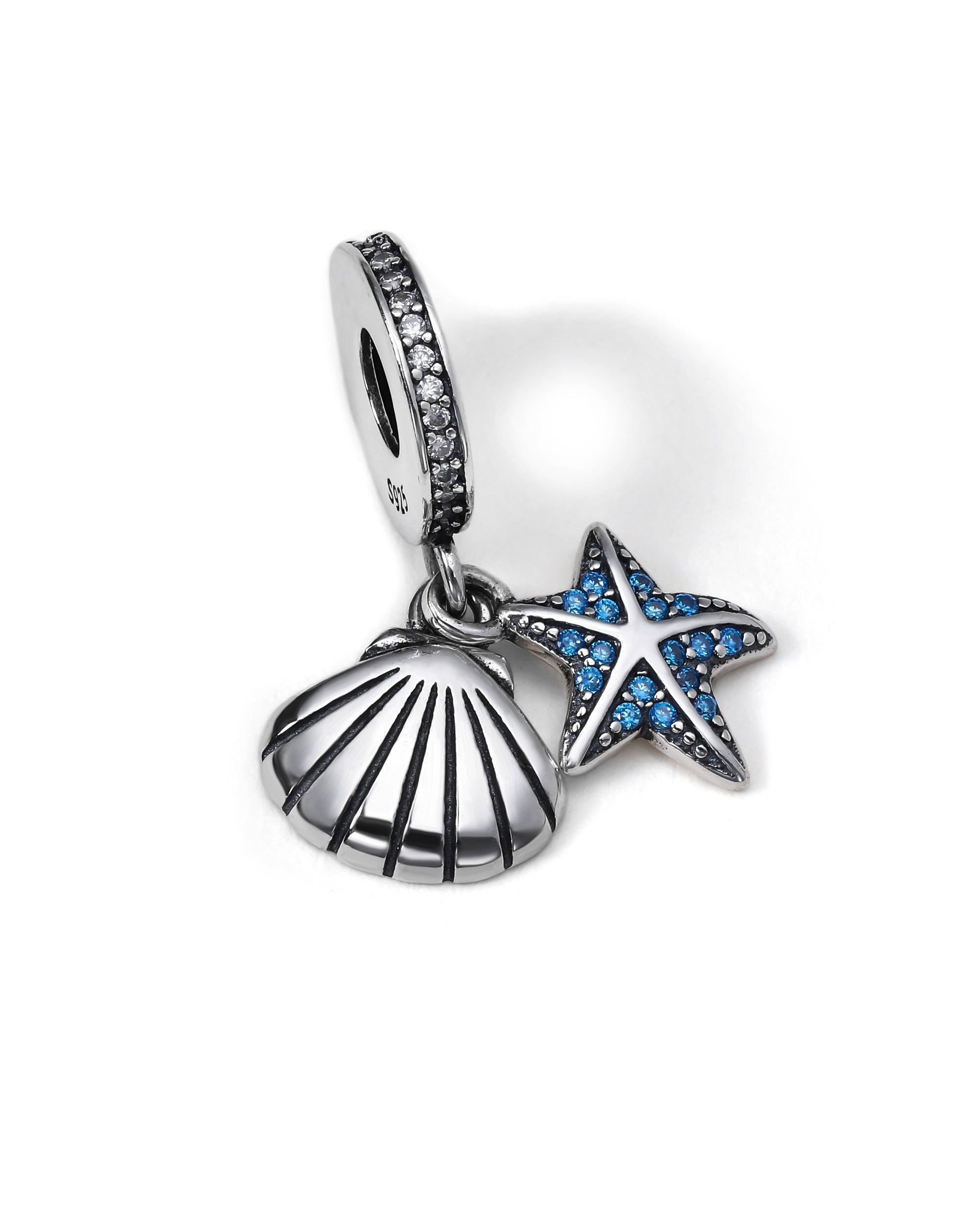 Charm colgante de marino con circonia multicolor en oxidada