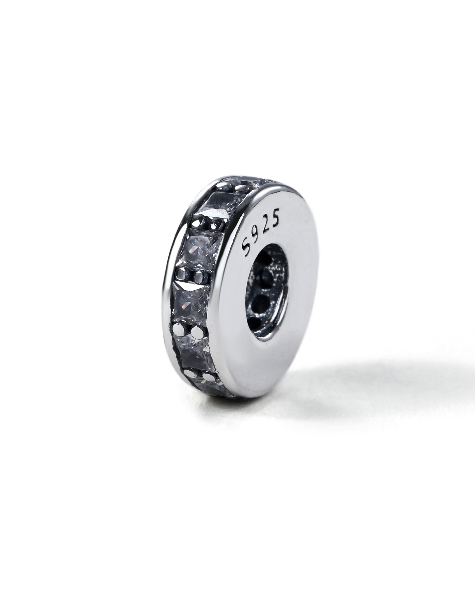 Charm separador rondel con circonia blanca en oxidada