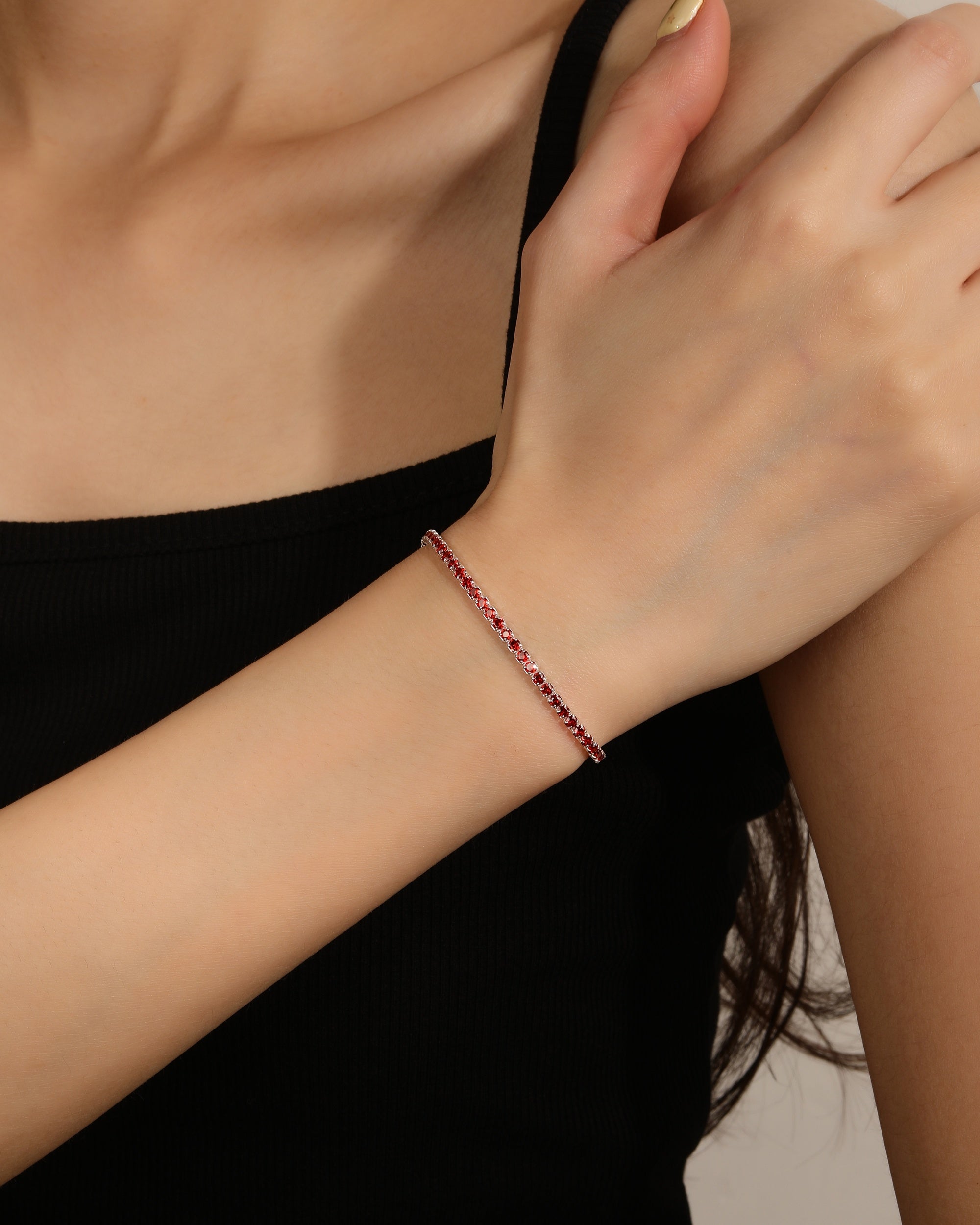 Pulsera tenis con circonia redonda de color 17+3cm en plateado