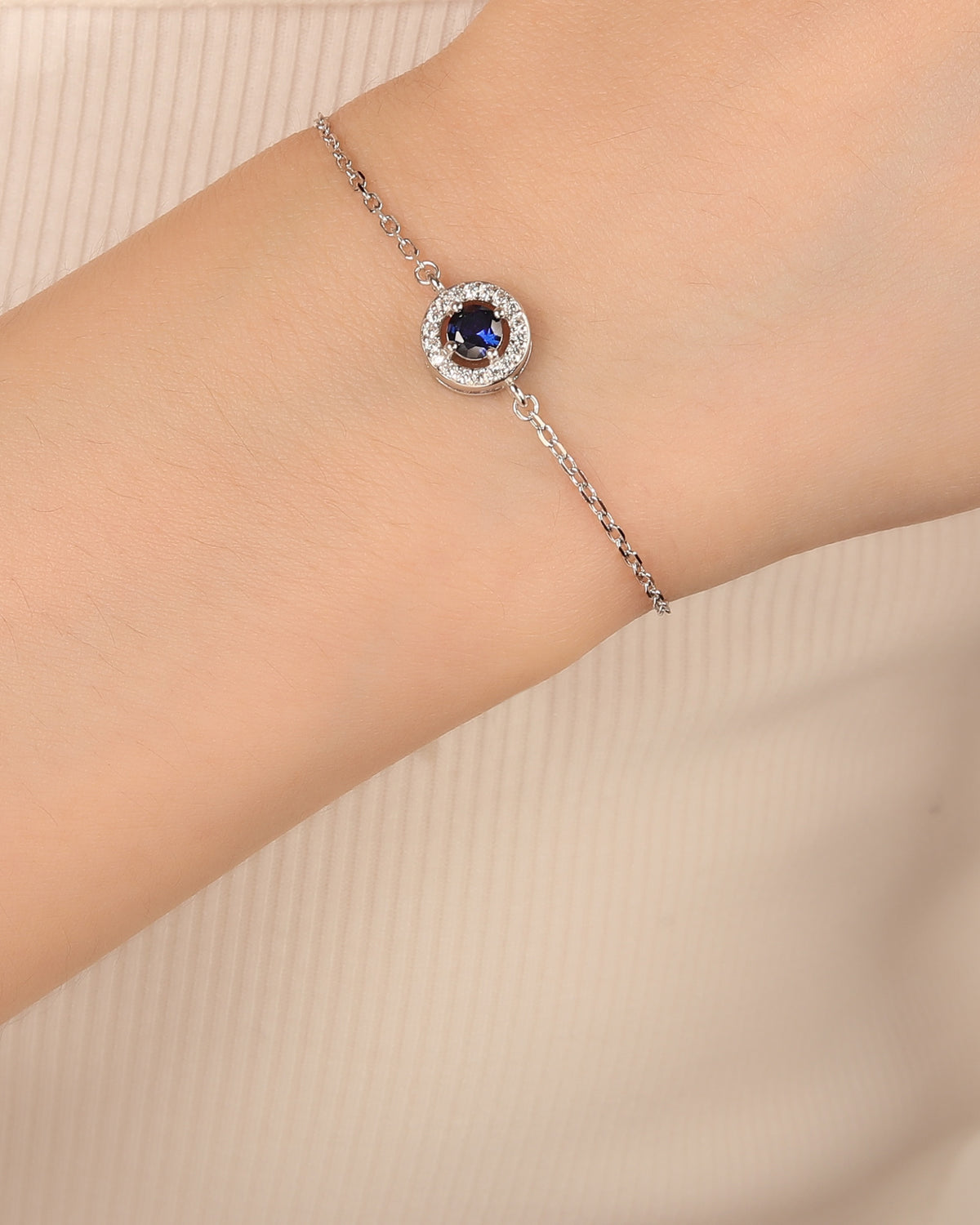 Pulsera sencilla de círculo halo y circonia redonda 17+3cm en rodizado