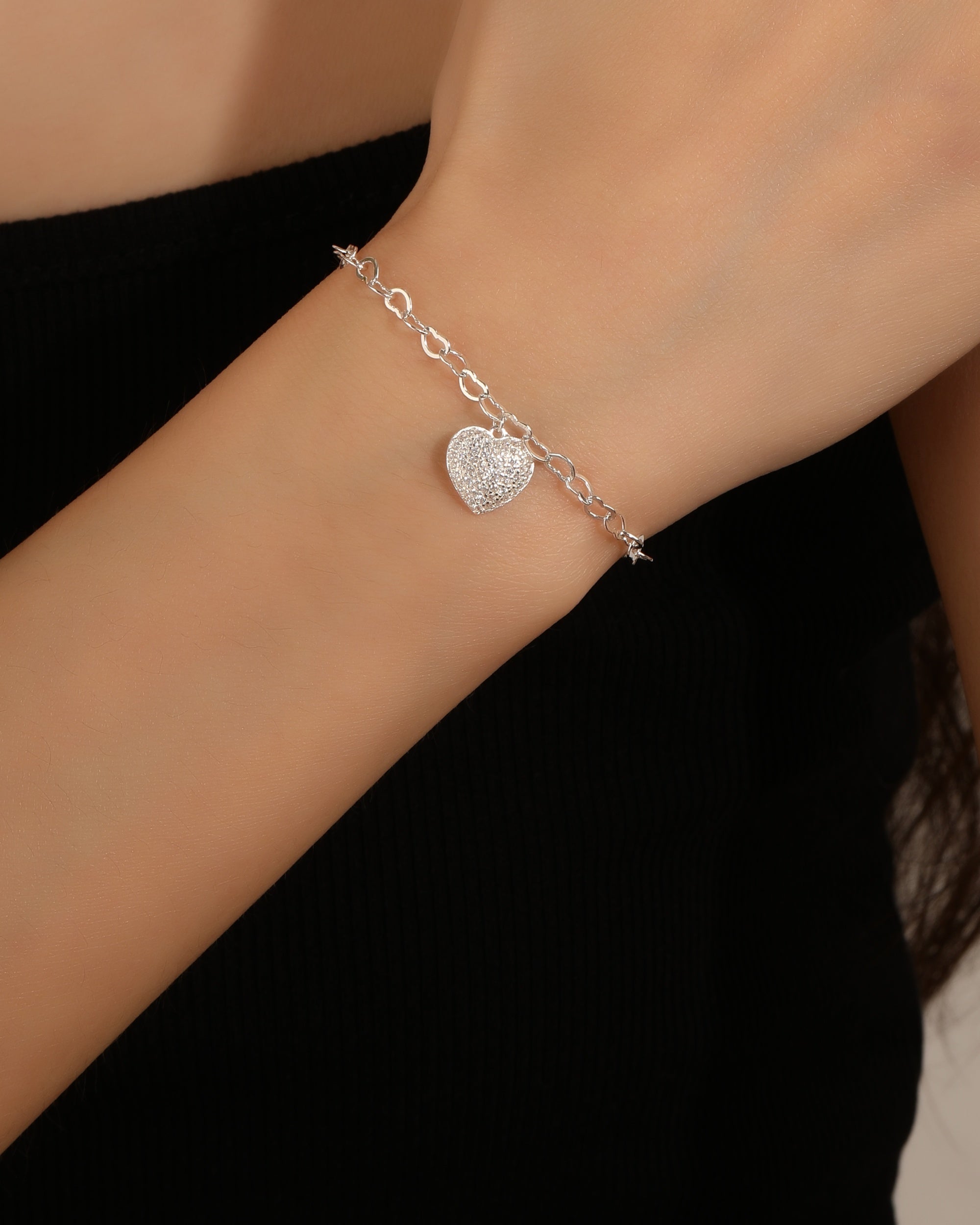 Pulsera sencilla de corazon con circonia blanca 17+3cm en plateado