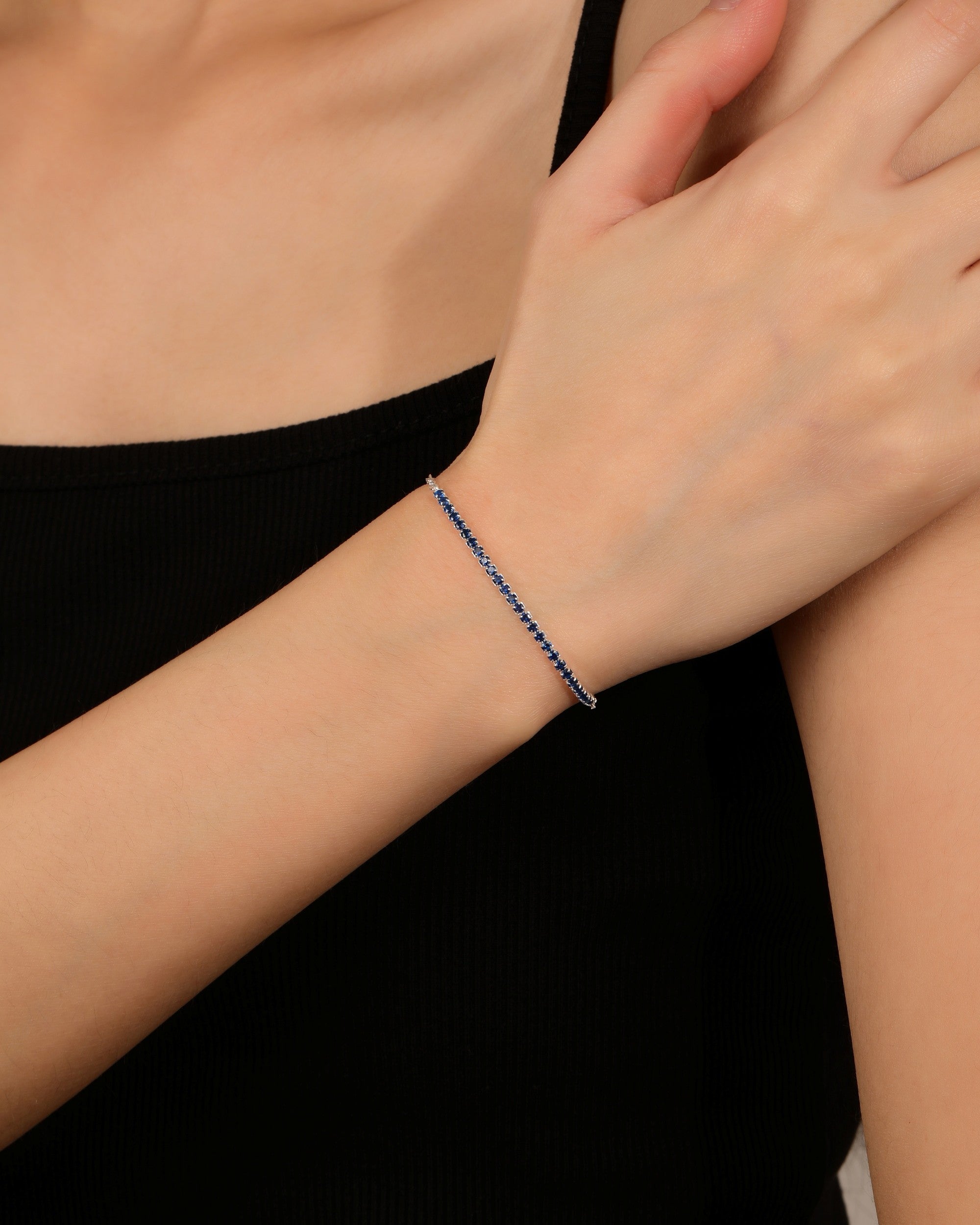 Pulsera tenis ajustable con circonia redonda 17+3cm en plateado