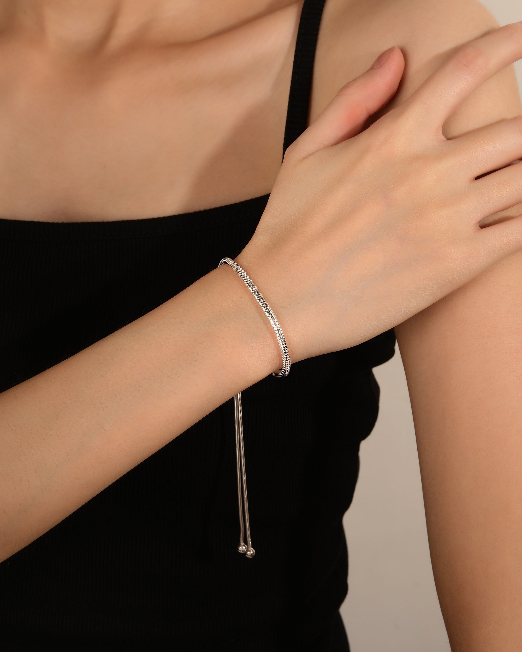 Pulsera para charms ajustable de bola en plateado