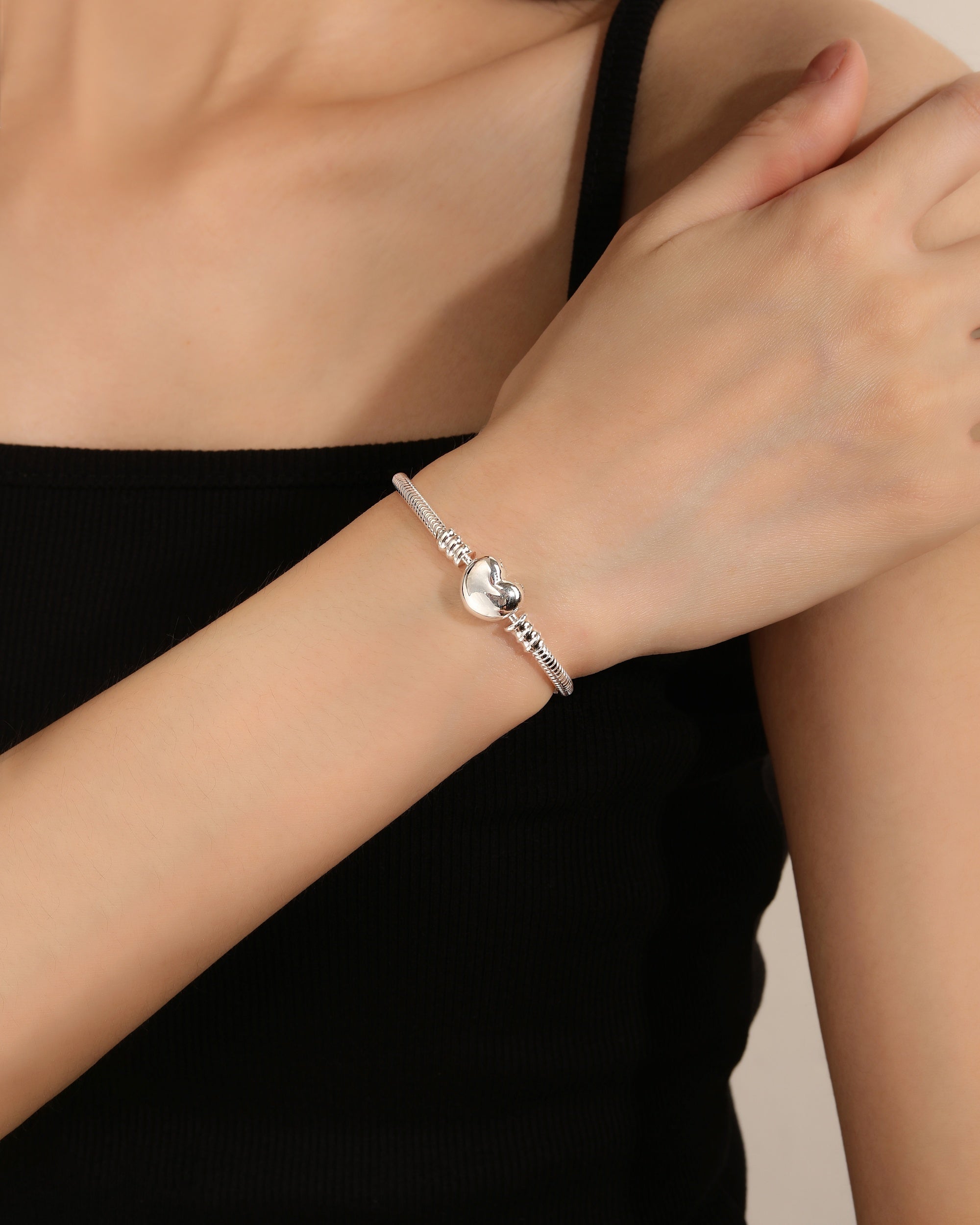Pulsera para charms de corazon 19cm en plateado