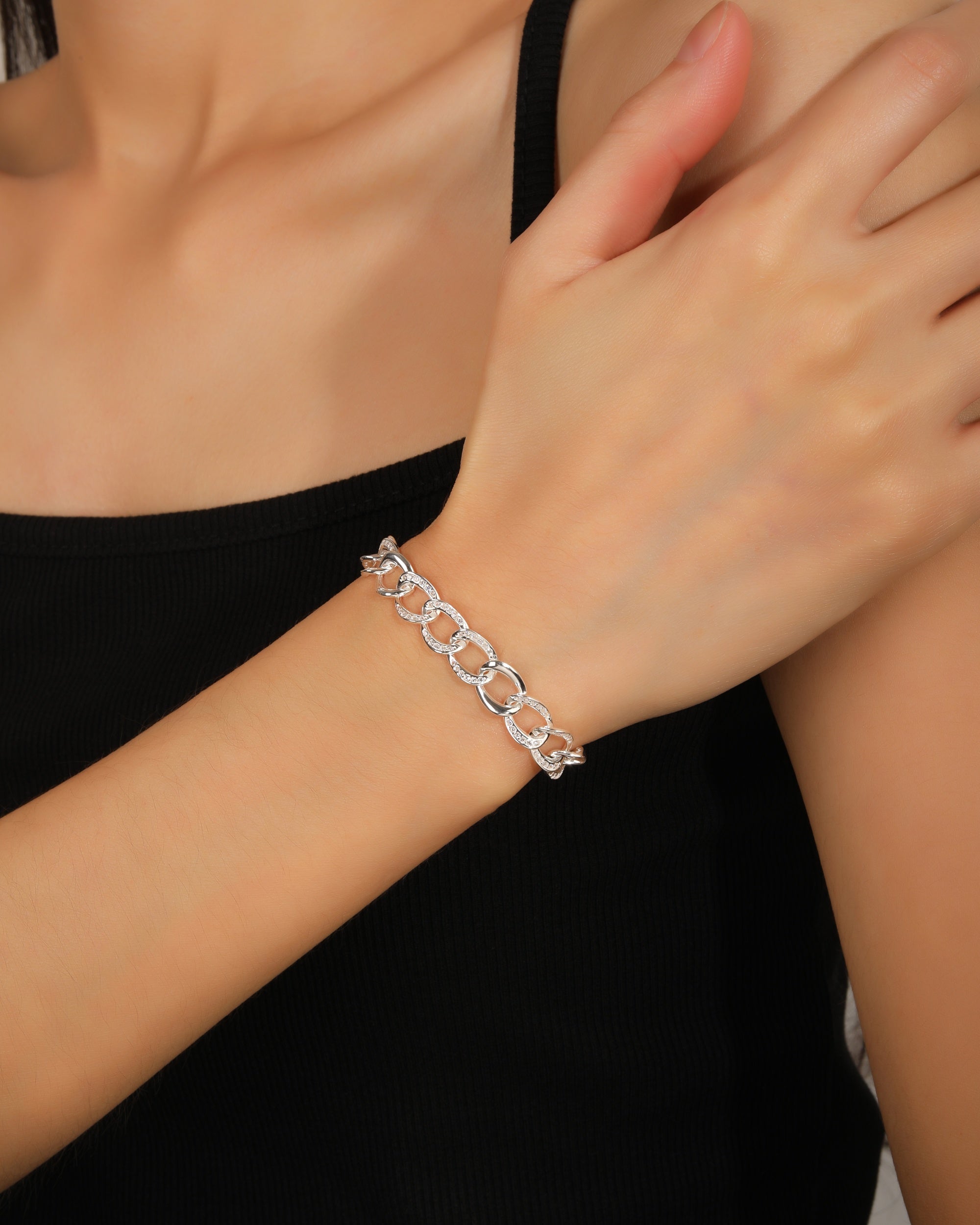 Pulsera barbada 1x1 con circonia blanca 17+3cm en plateado