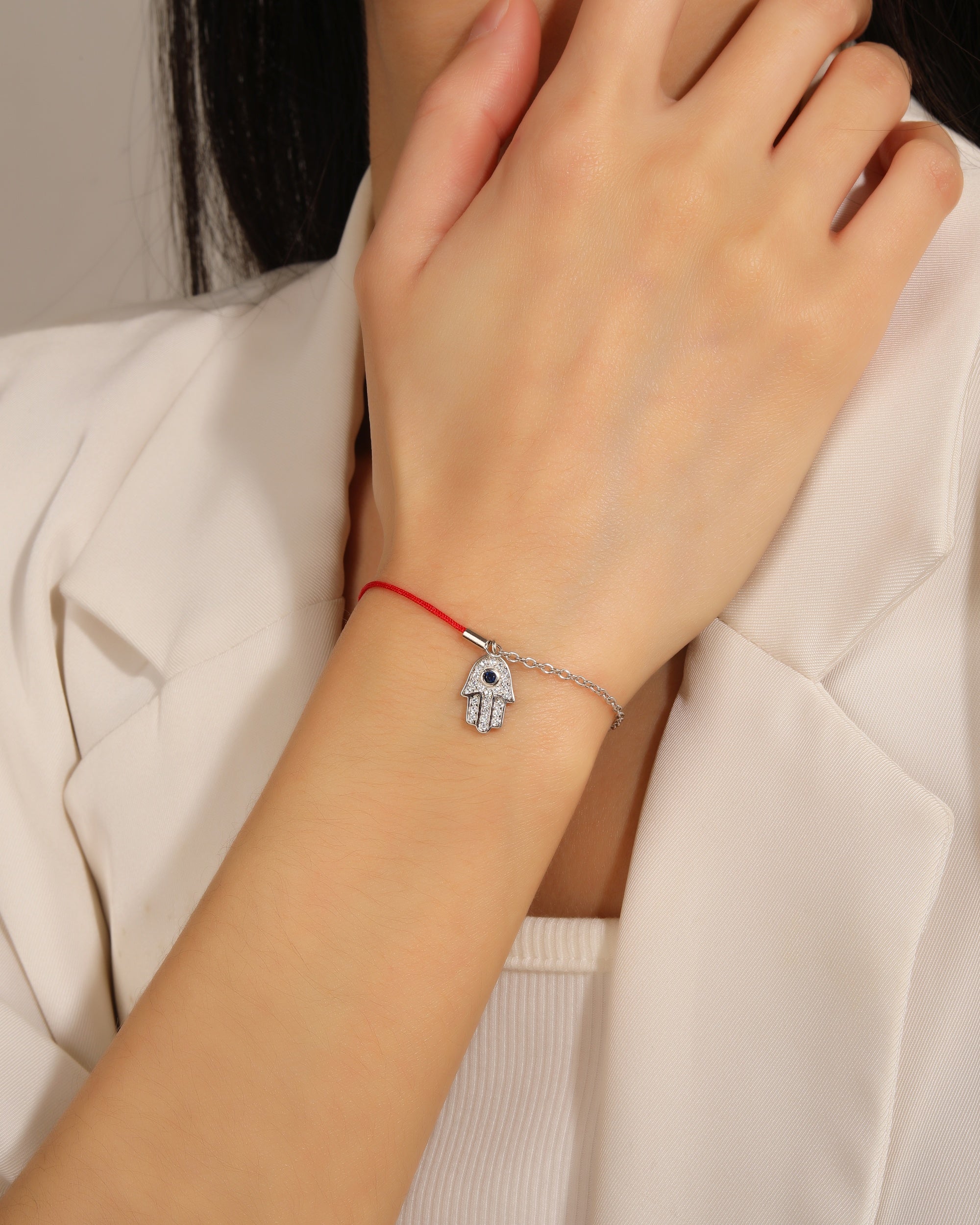 Pulsera sencilla de mano de fatima con hilo 17+3cm en rodizado