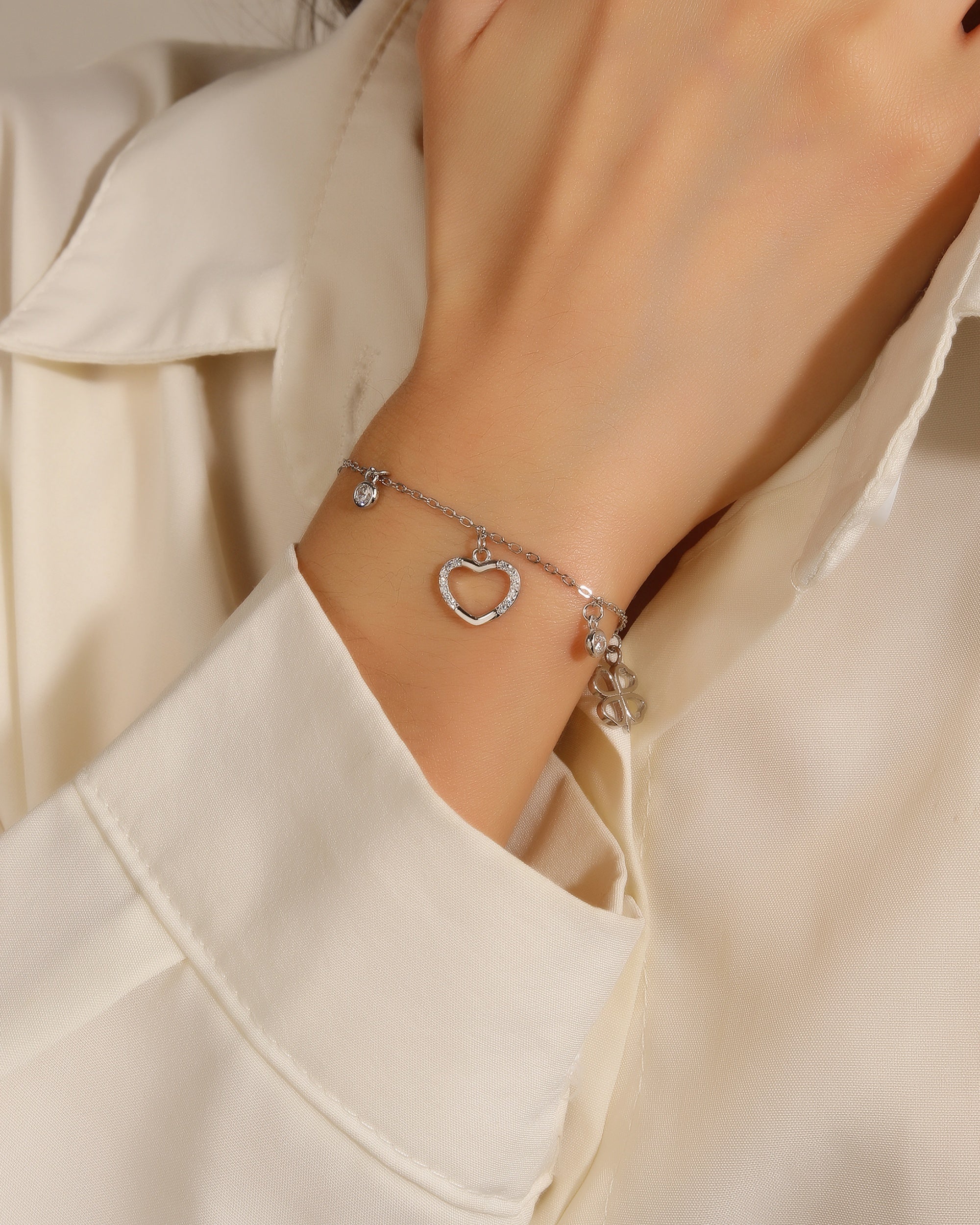 Pulsera de trebol corazon y estrella con circonia 17+3cm en rodizado