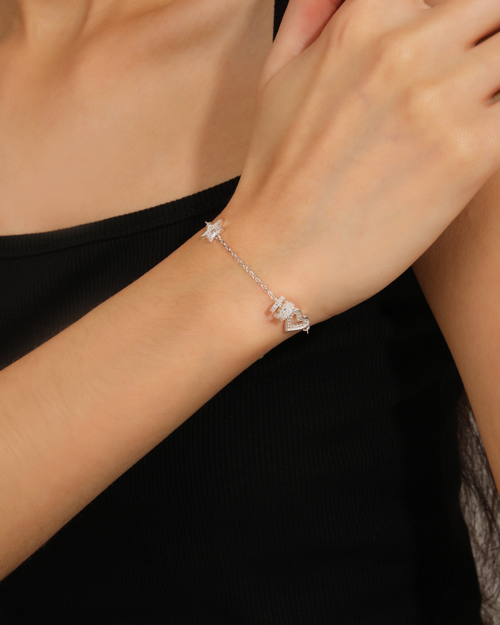 Pulsera sencilla de estrella con circonia blanca 17+3cm en plateado