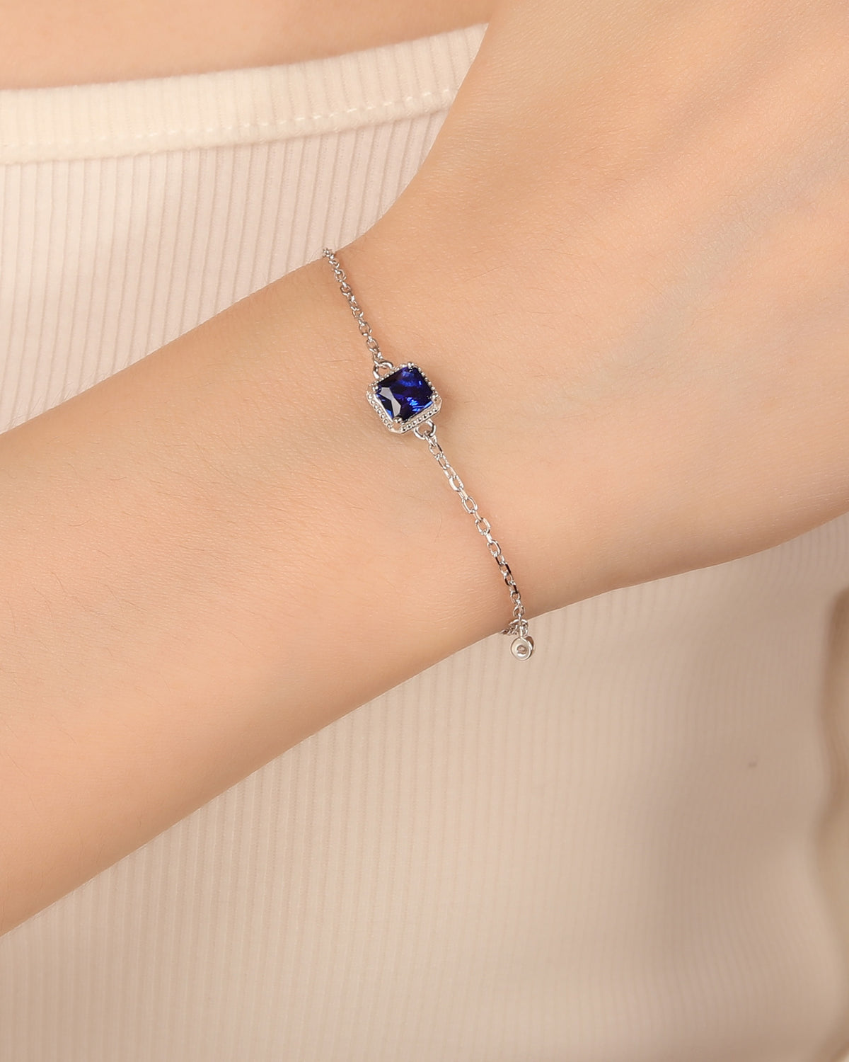 Pulsera sencilla de rectángulo con circonia 17+3cm en rodizado