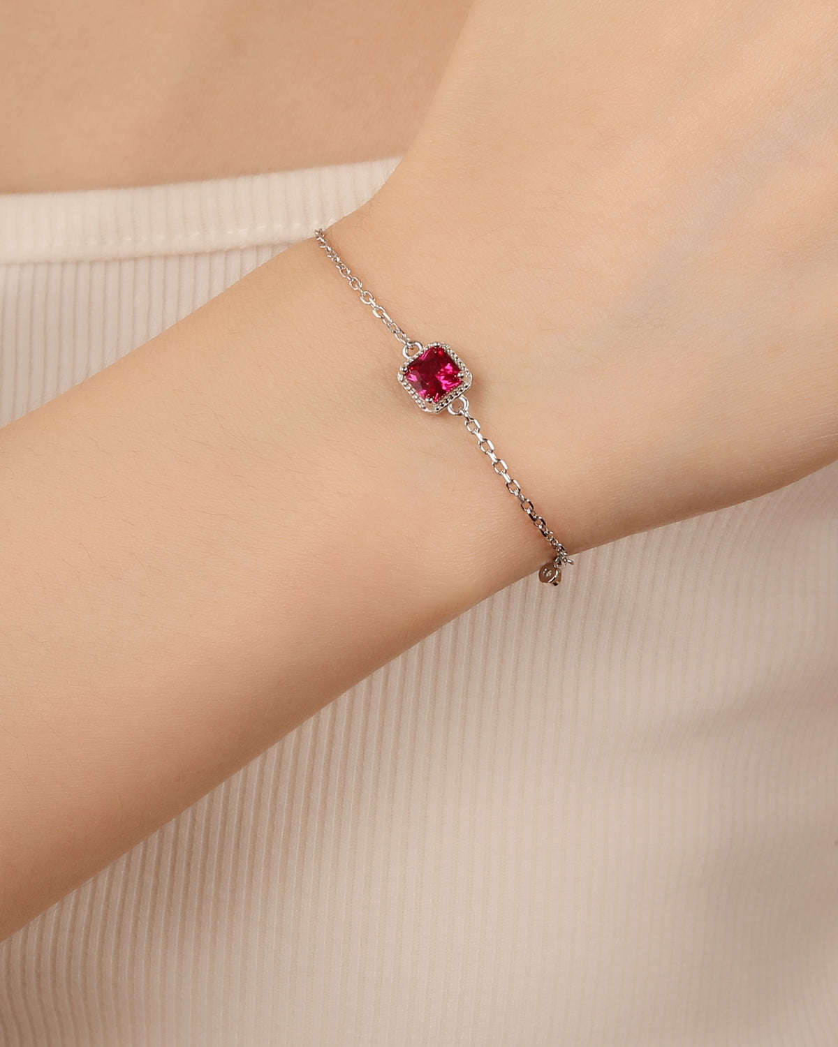 Pulsera sencilla de rectángulo con circonia 17+3cm en rodizado