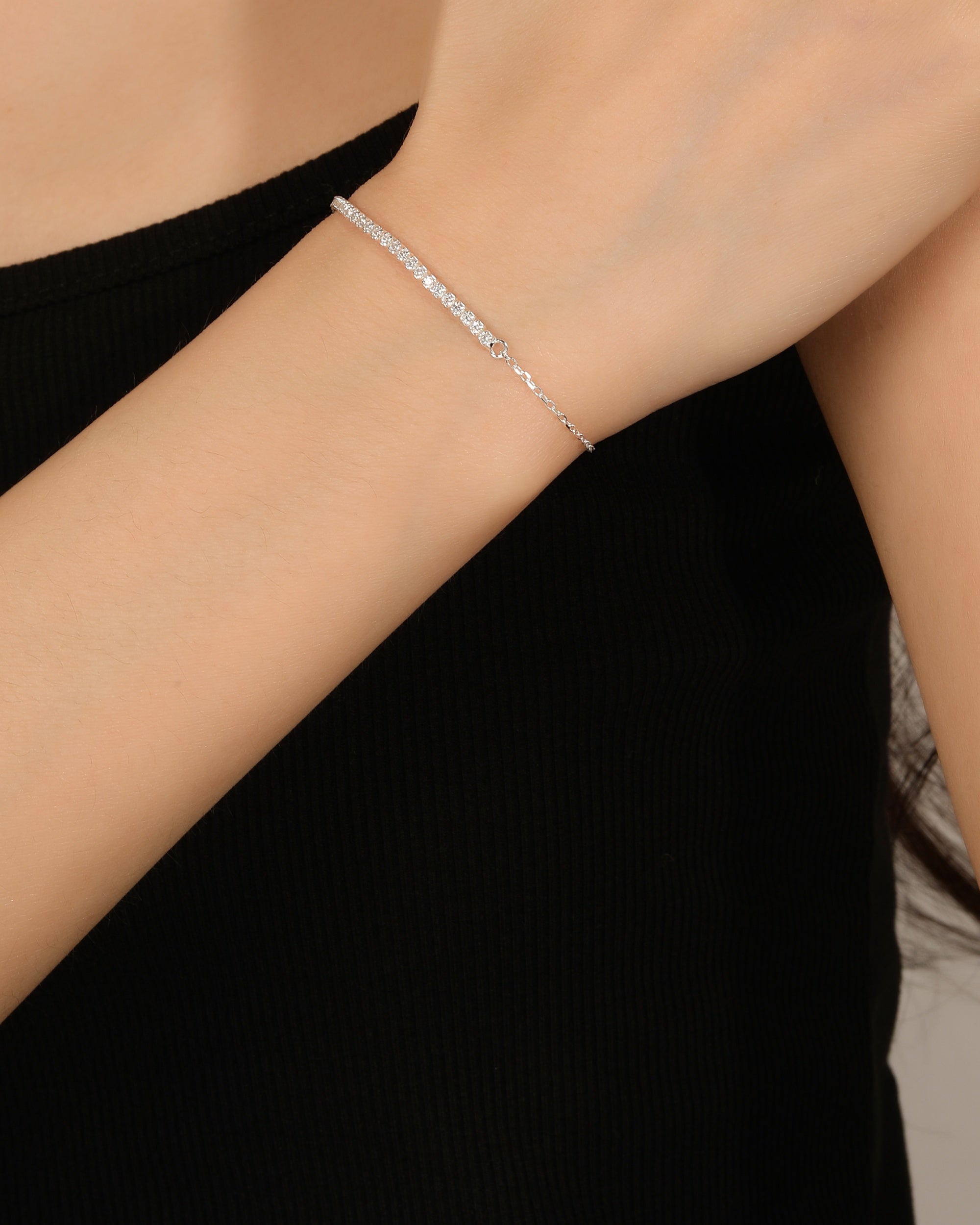 Pulsera de tenis 1.5mm con circonia de color 17+3cm en plateado