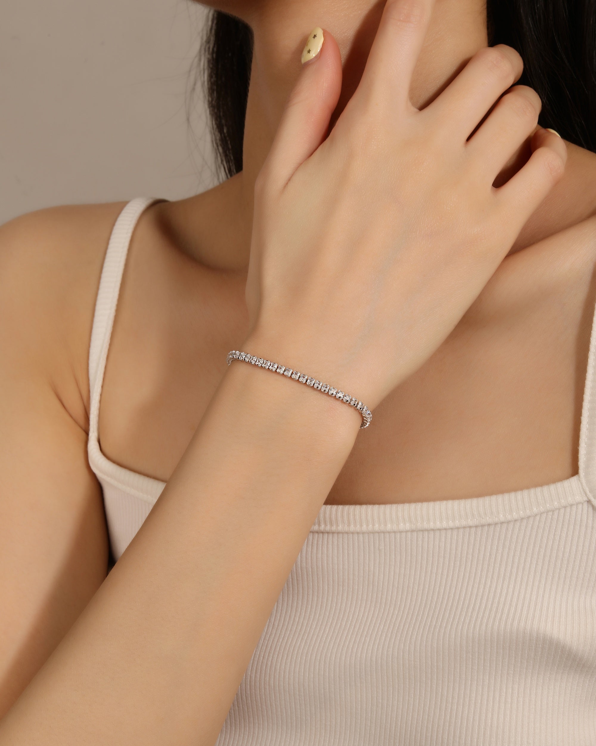 Pulsera tenis 2mm cuadrado con circonia blanca de 17+3cm en plateado