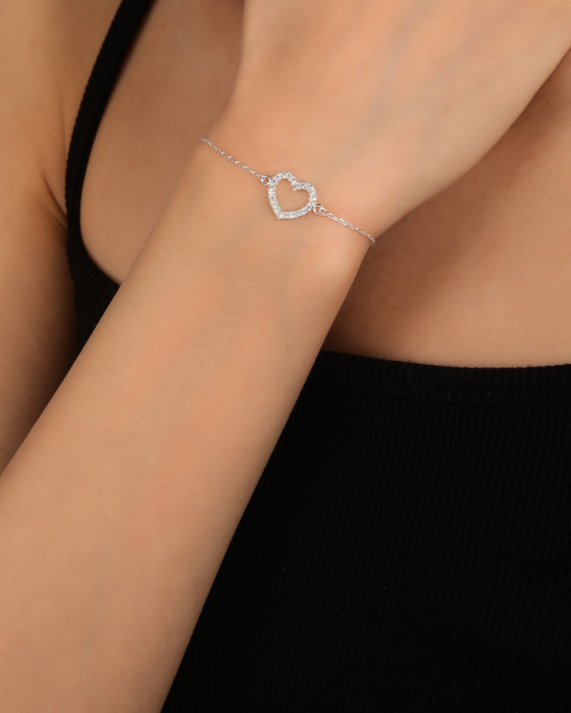 Pulsera sencilla de corazon con circonia blanca 17+3cm en plateado