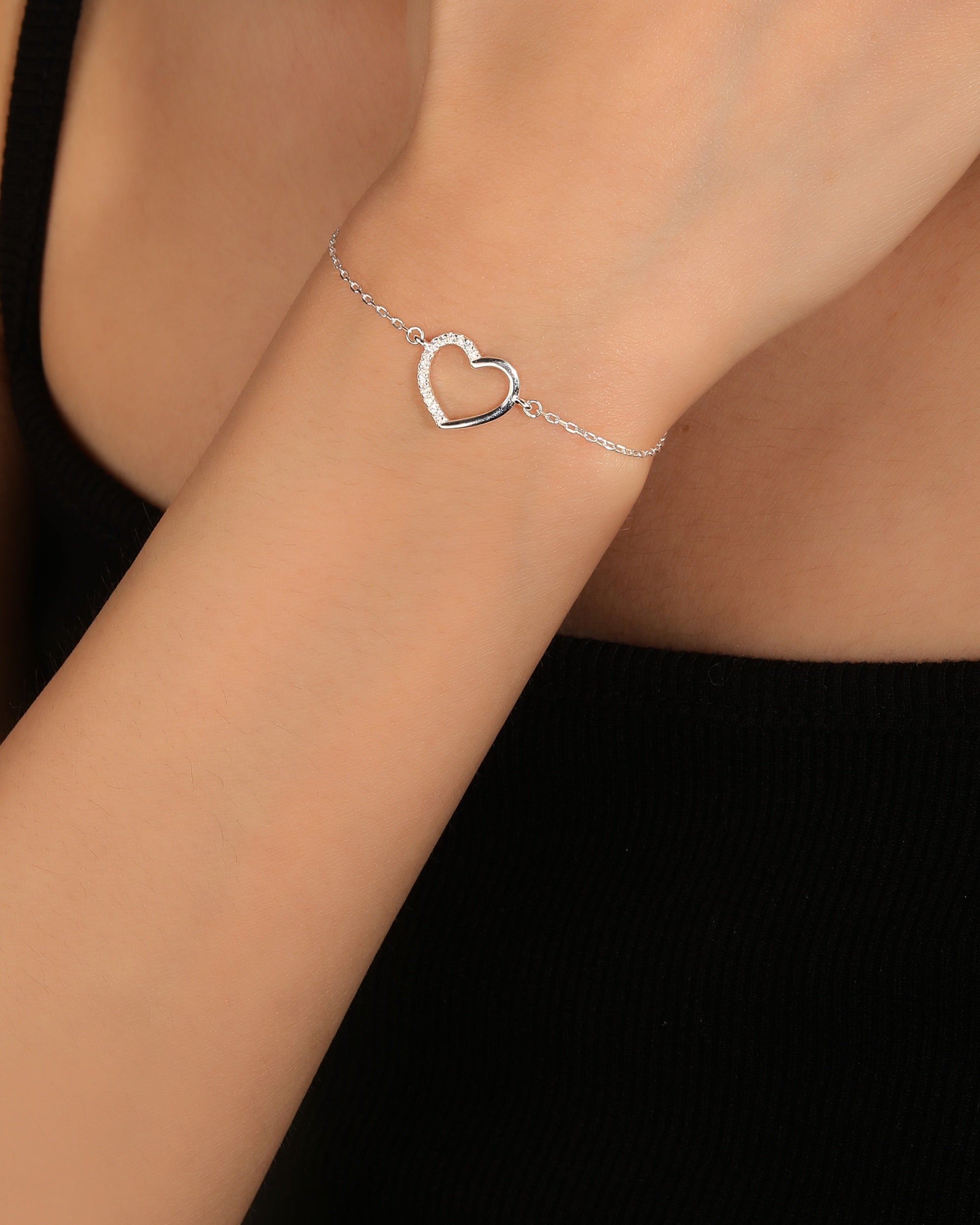 Pulsera sencilla de corazon con circonia blanca 17+3cm en plateado