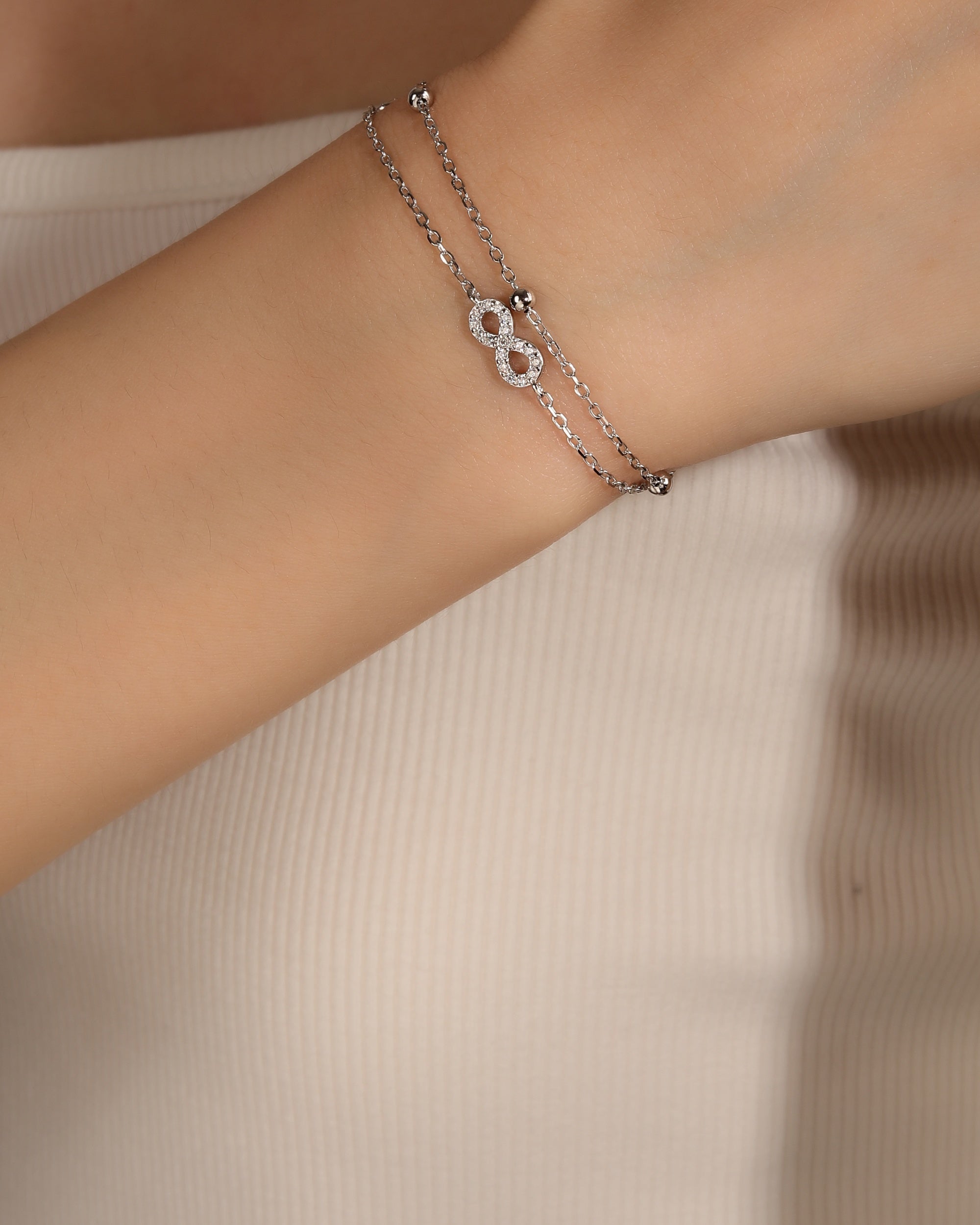 Pulsera doble con corazon infinito y circulo con circonia multicolor 17+3cm en rodizado