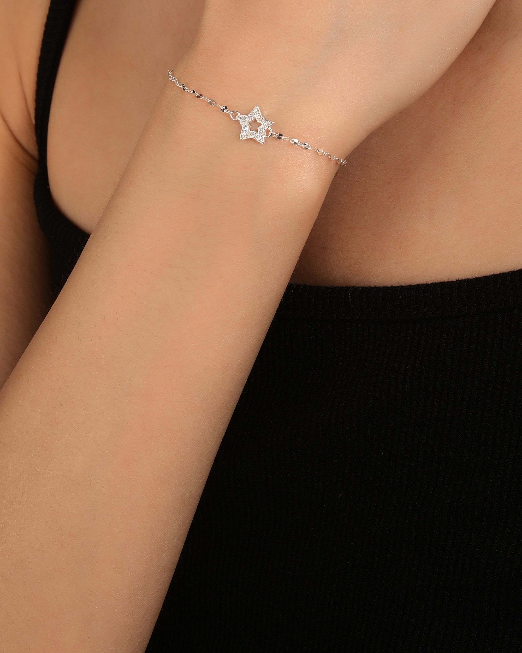 Pulsera sencilla de estrella con circonia blanca 17+3cm en plateado