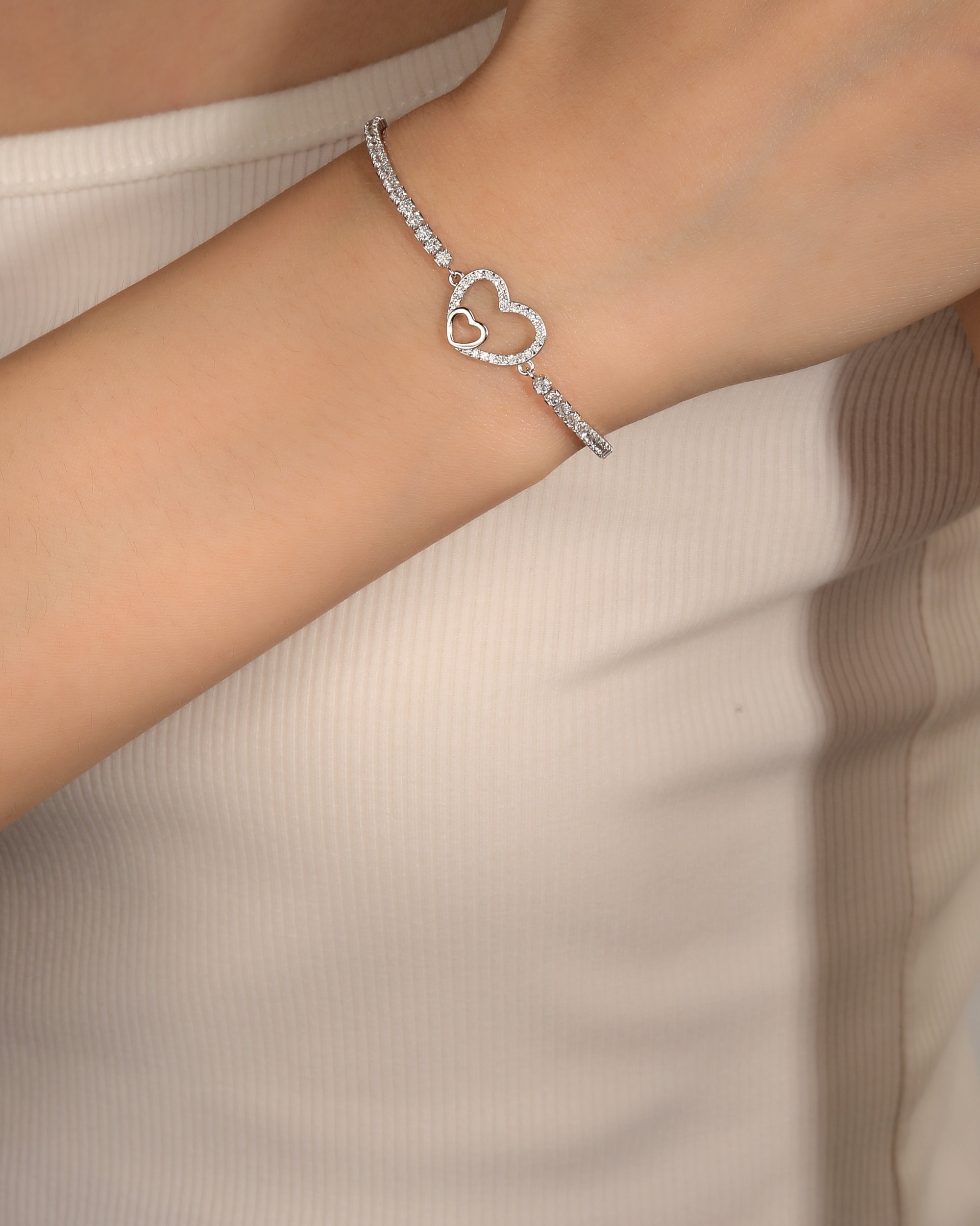 Pulsera de tenis 1.75mm de corazones con circonia blanca 17+3cm en rodizado
