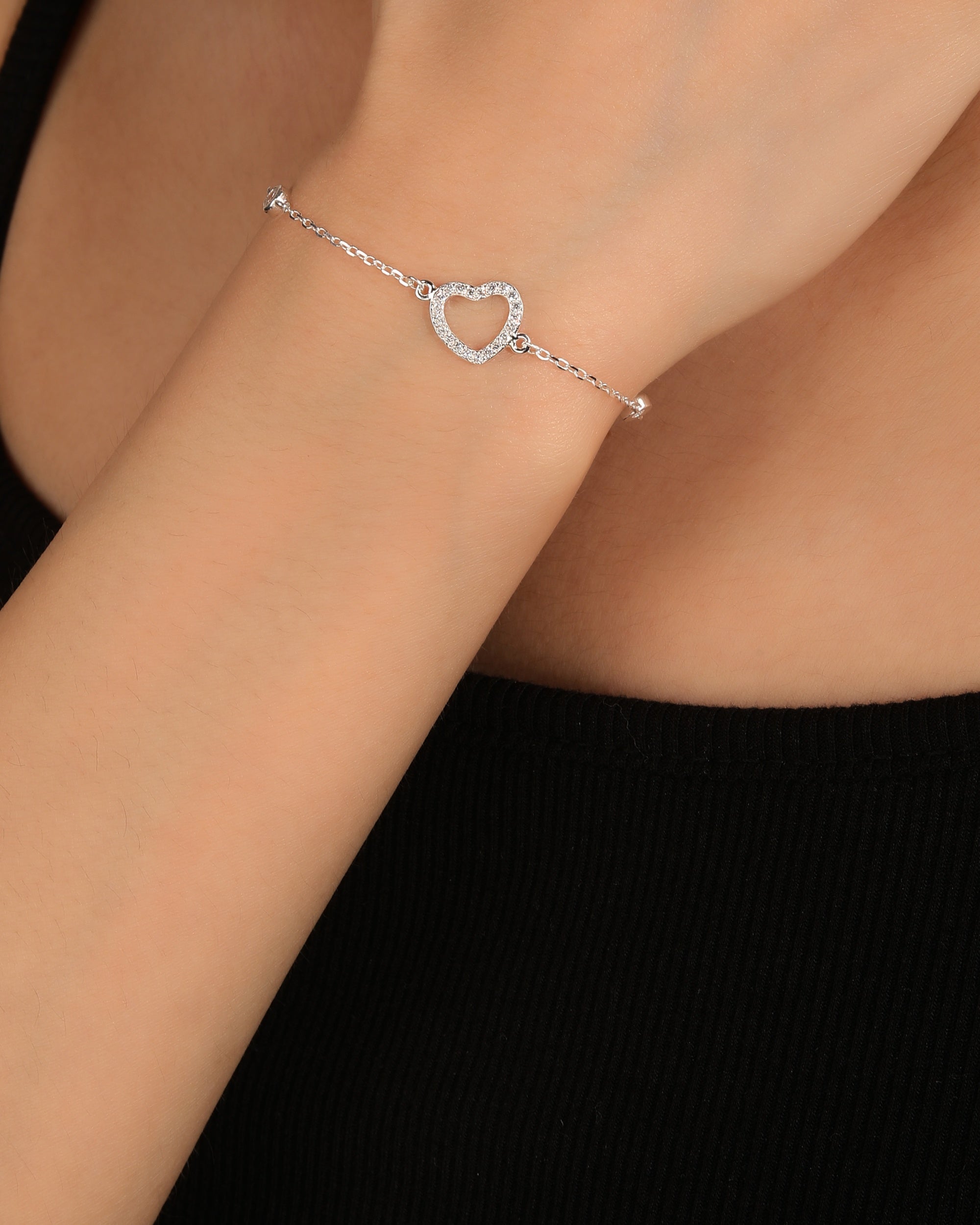 Pulsera sencilla de corazon con circonia blanca 17+3cm en plateado